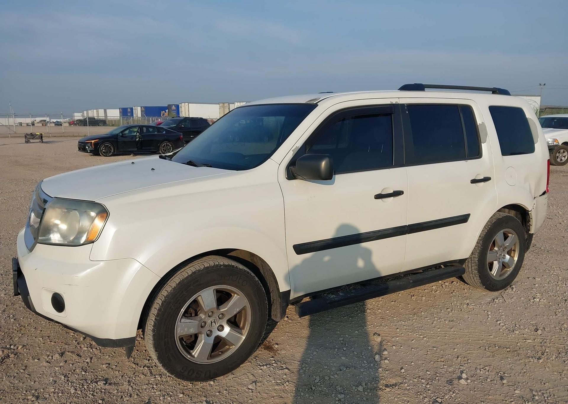 2011 HONDA PILOT LX