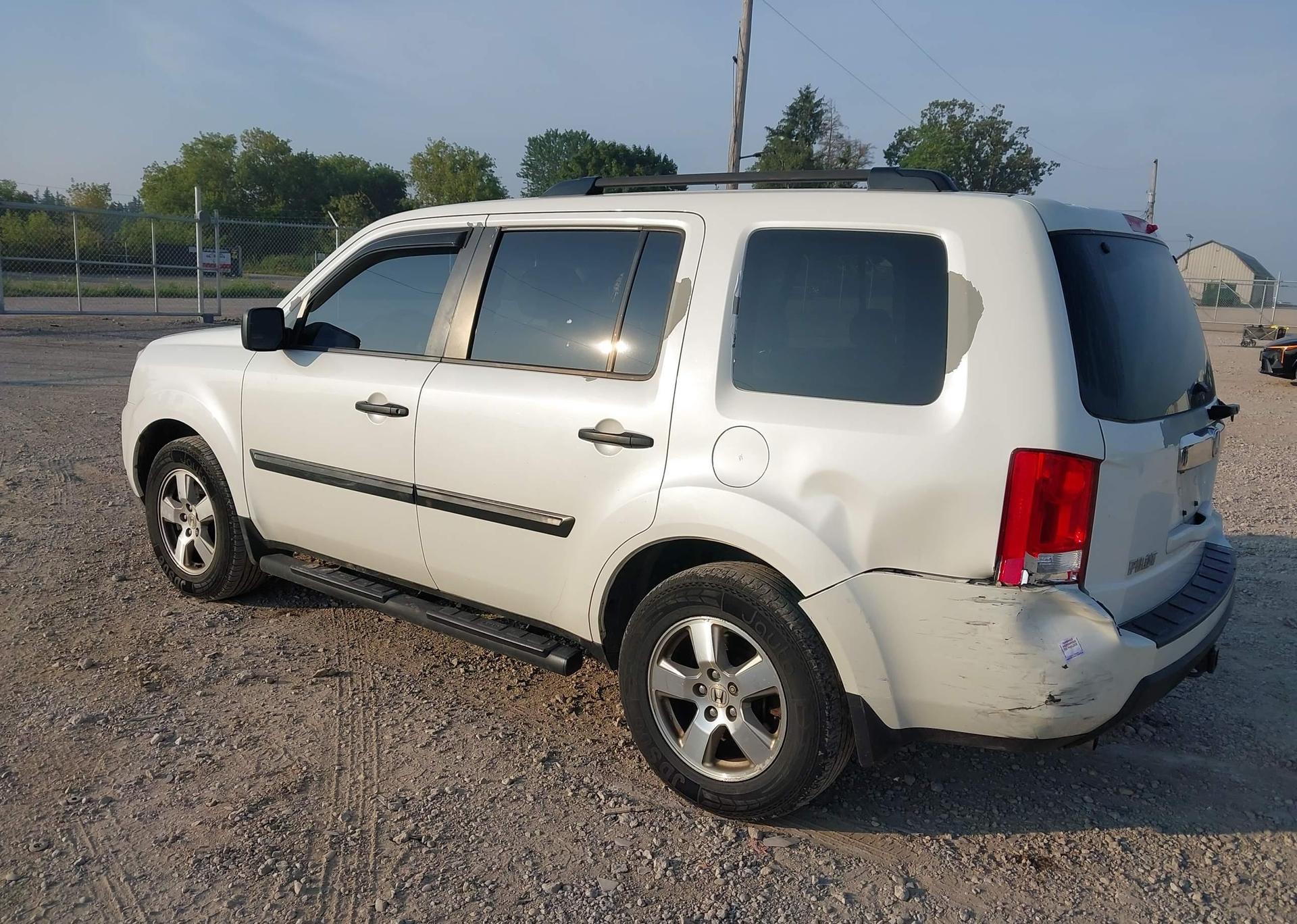 2011 HONDA PILOT LX