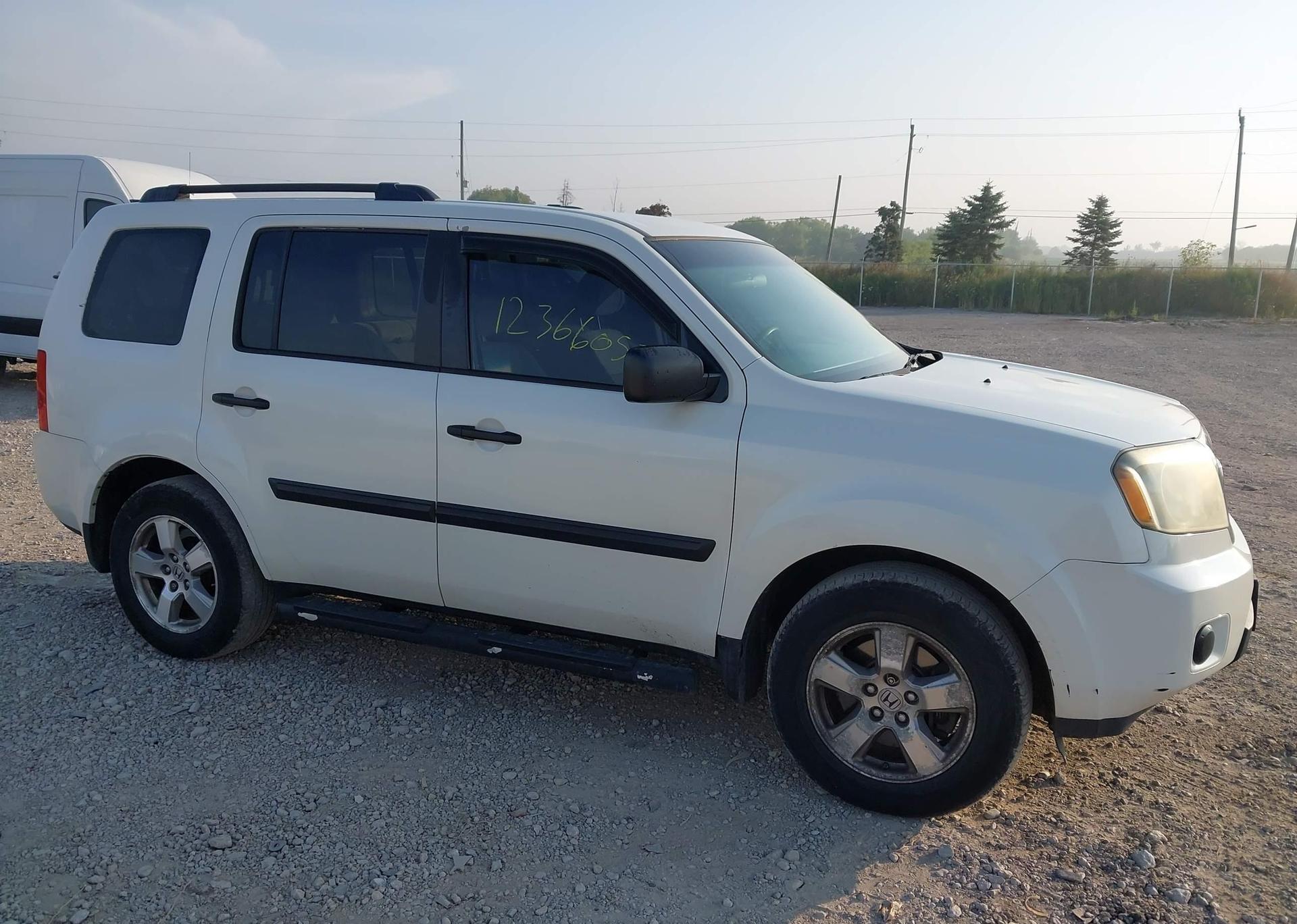 2011 HONDA PILOT LX