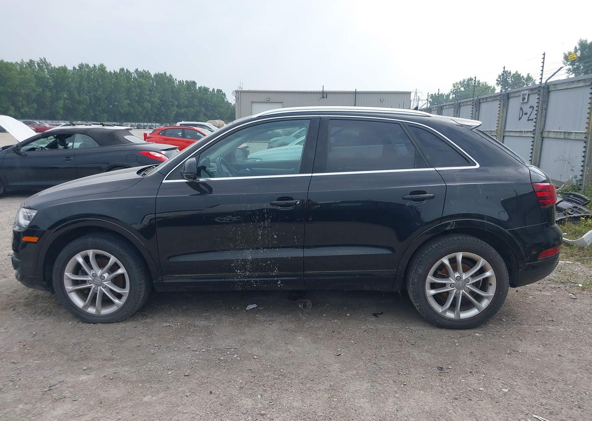 2015 AUDI Q3