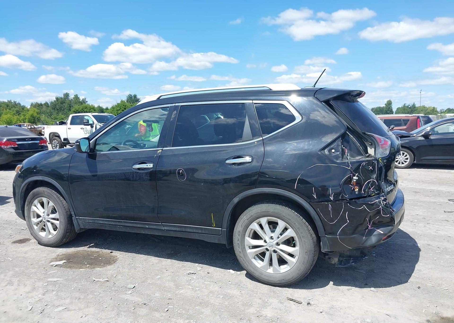 2016 NISSAN ROGUE S