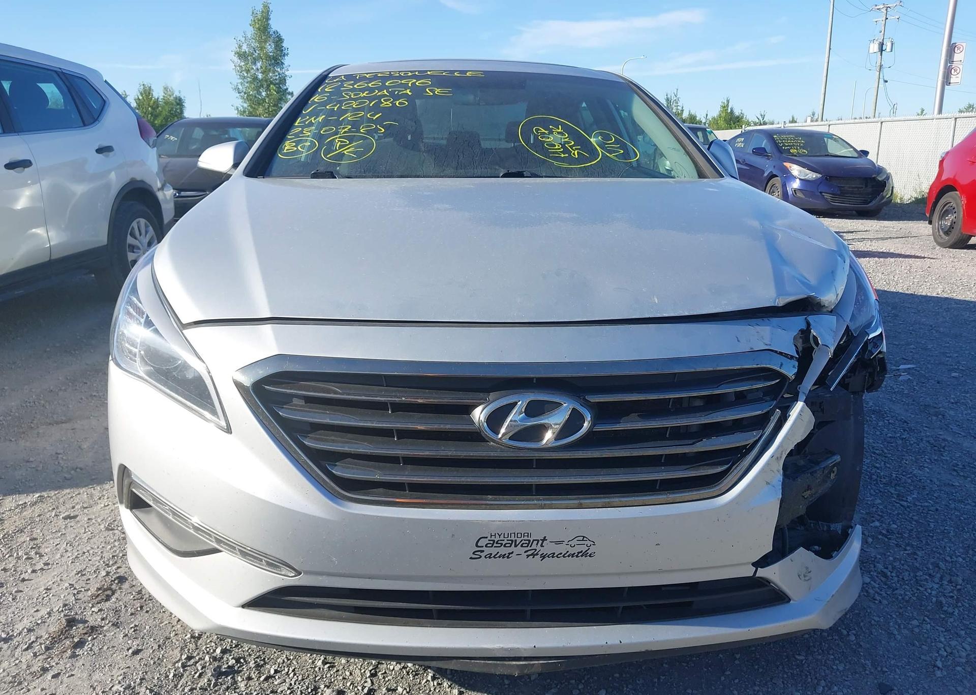 2016 HYUNDAI SONATA SE