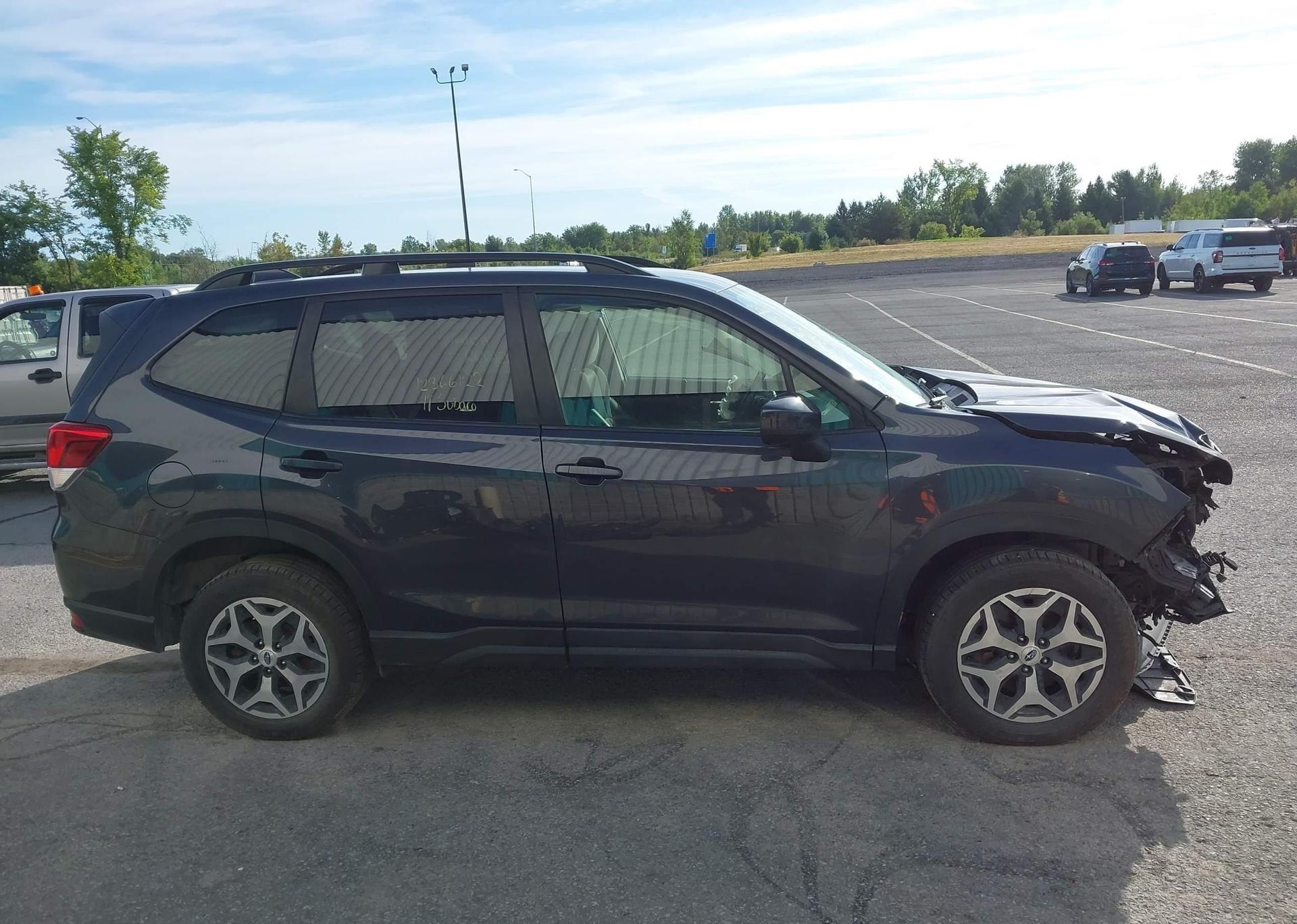 2019 SUBARU FORESTER PREMIUM