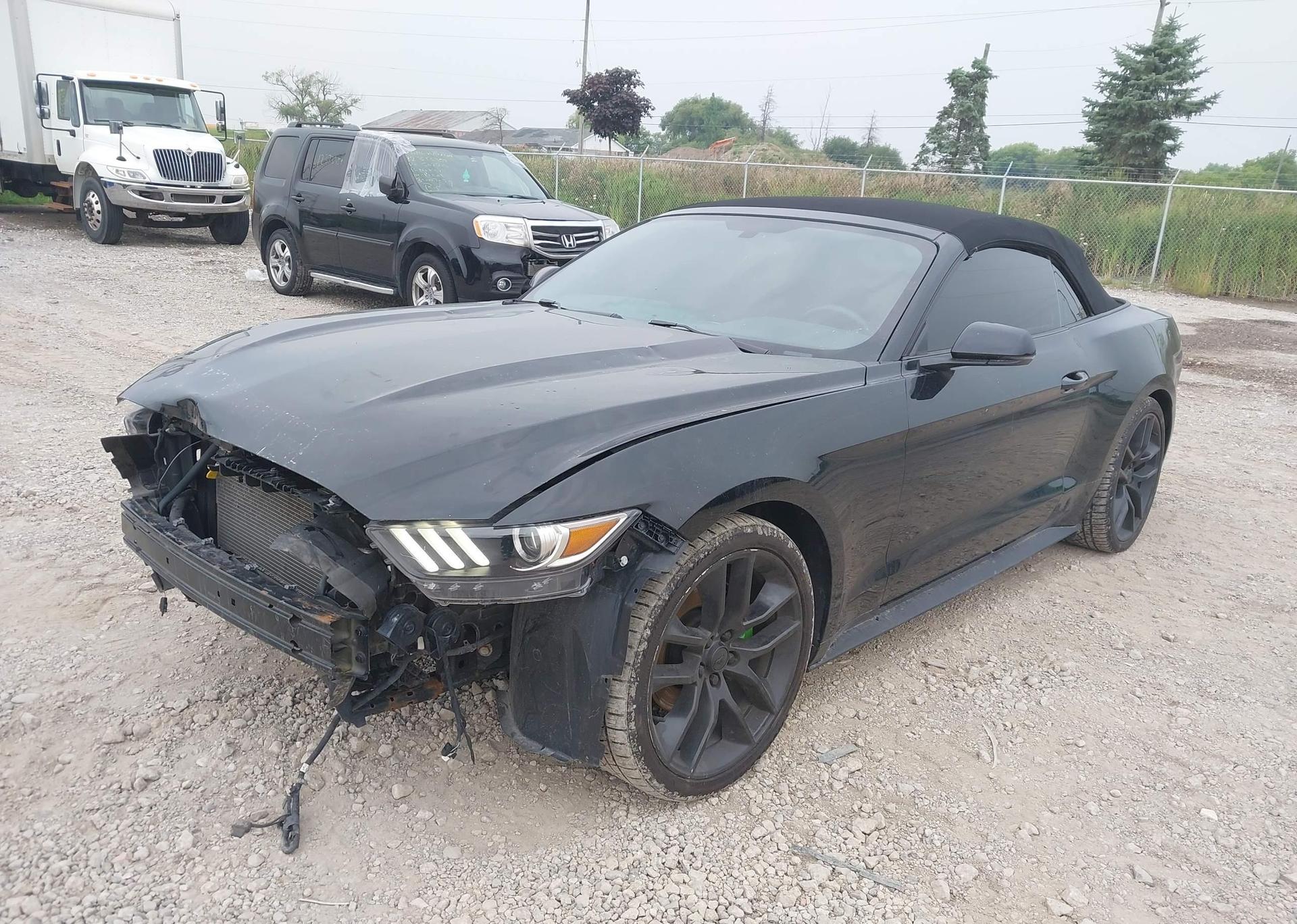 2017 FORD MUSTANG