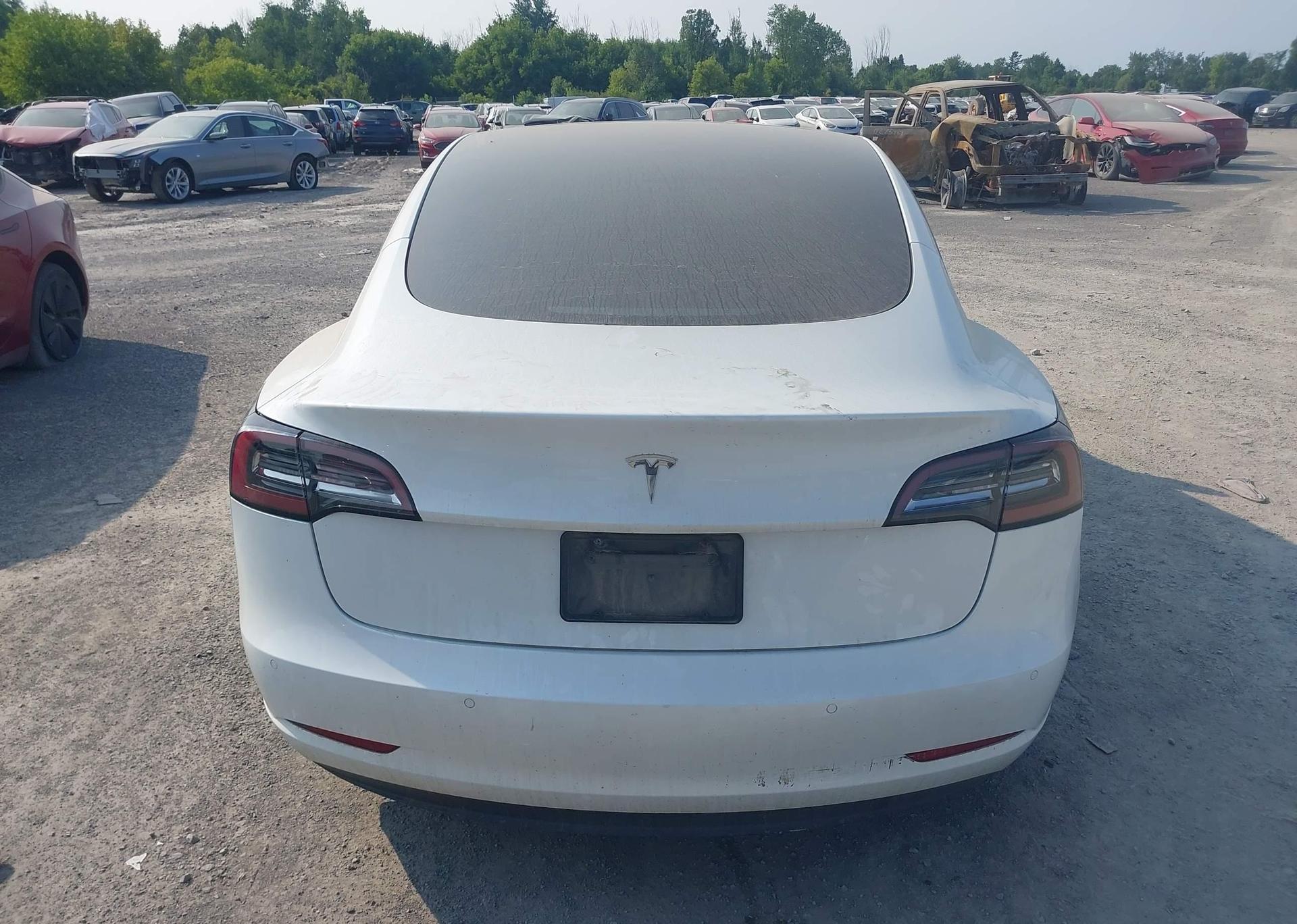 2022 TESLA MODEL 3 RWD