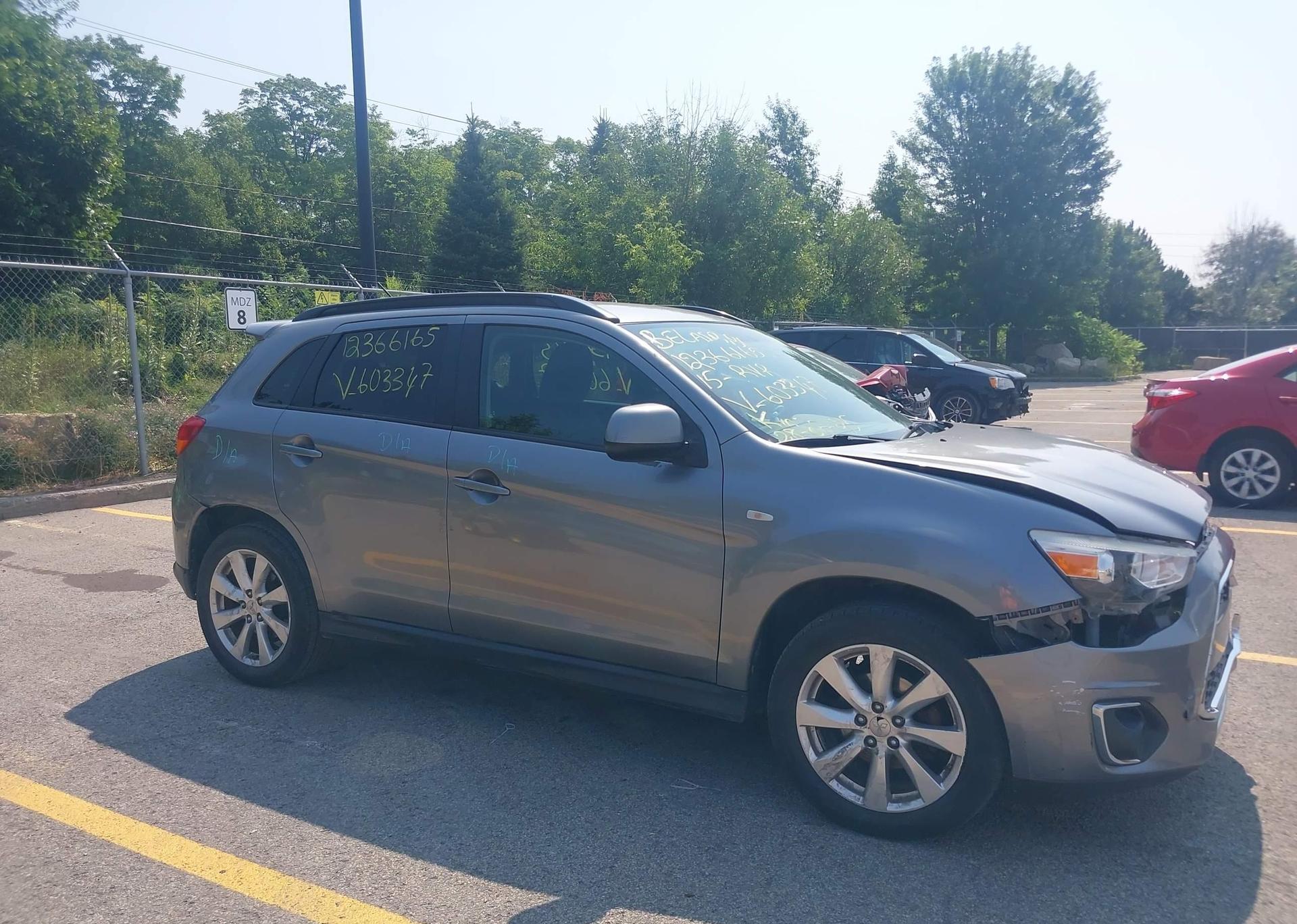 2015 MITSUBISHI RVR