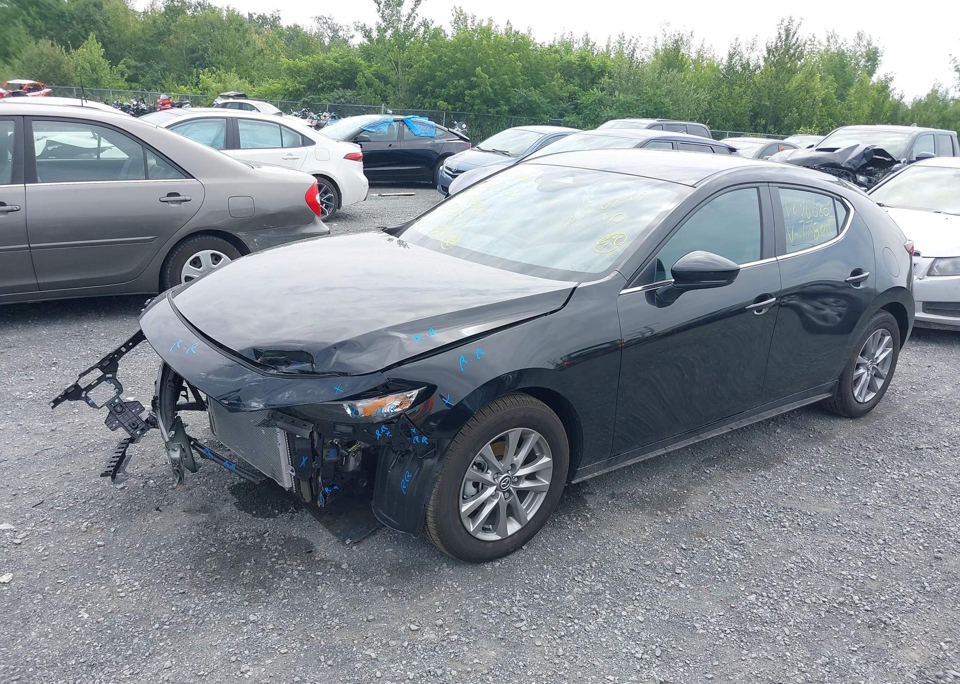 2025 MAZDA MAZDA3 GX