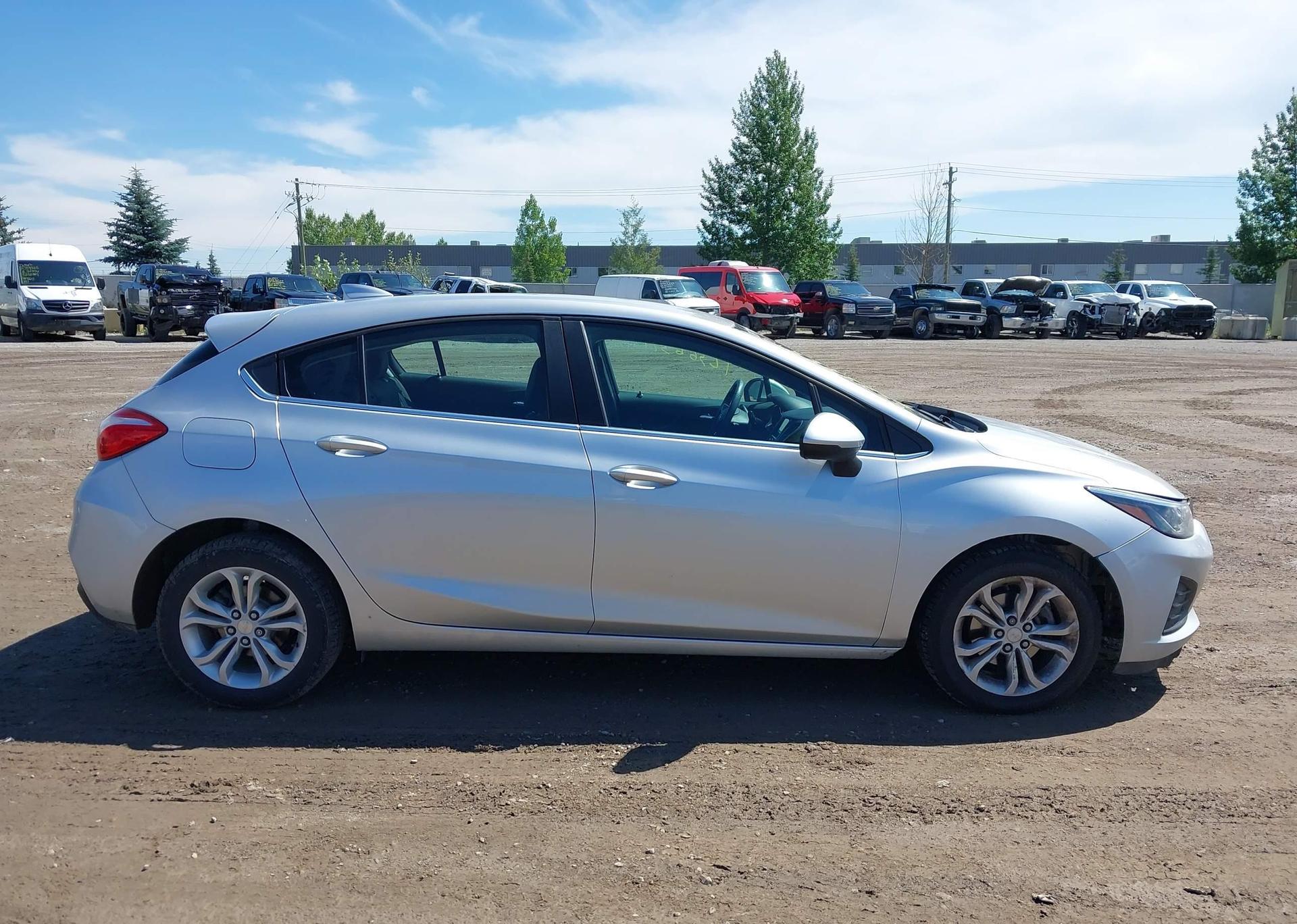 2019 CHEVROLET CRUZE LT