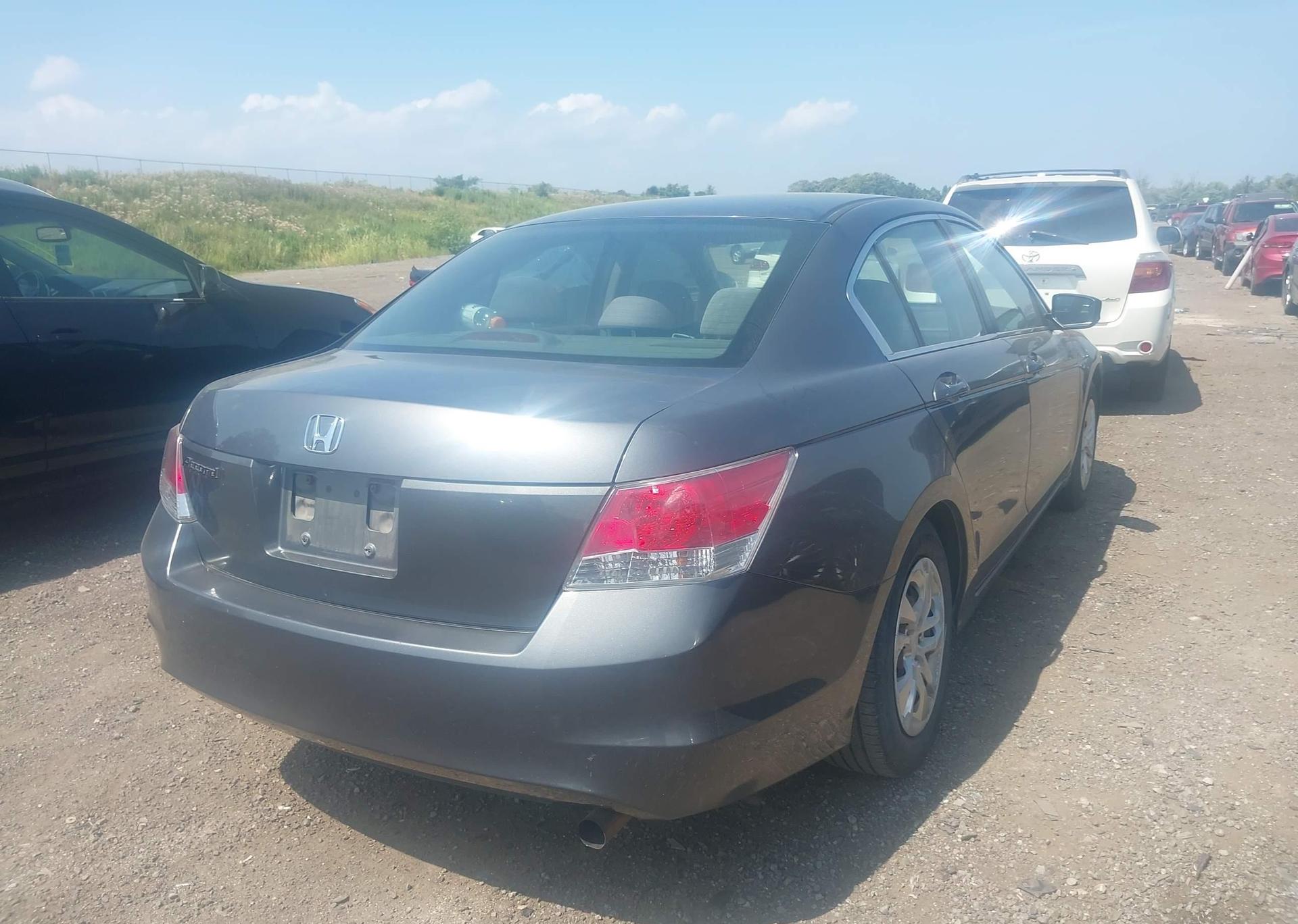 2010 HONDA ACCORD LX