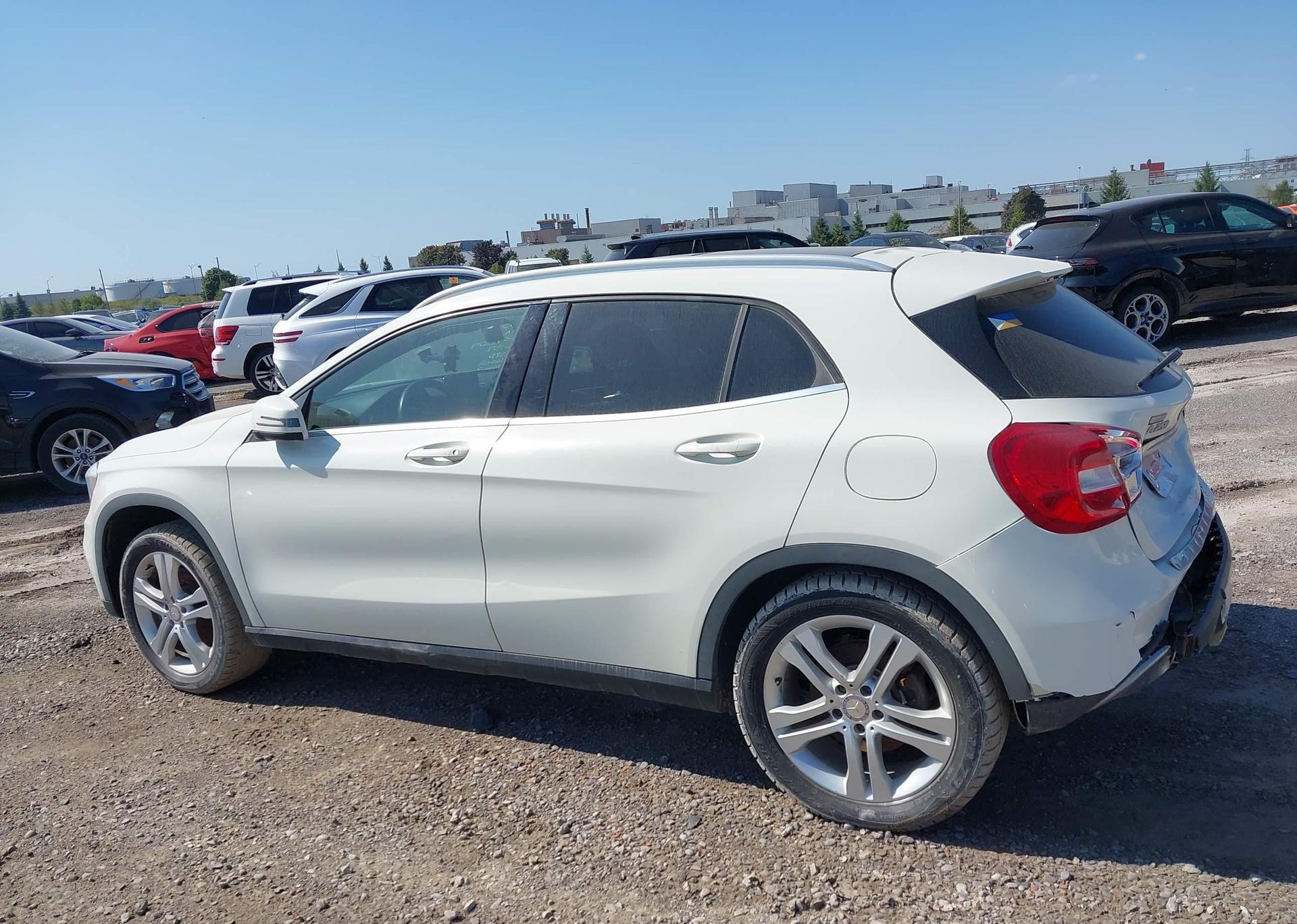 2017 MERCEDES-BENZ GLA 250 4MATIC