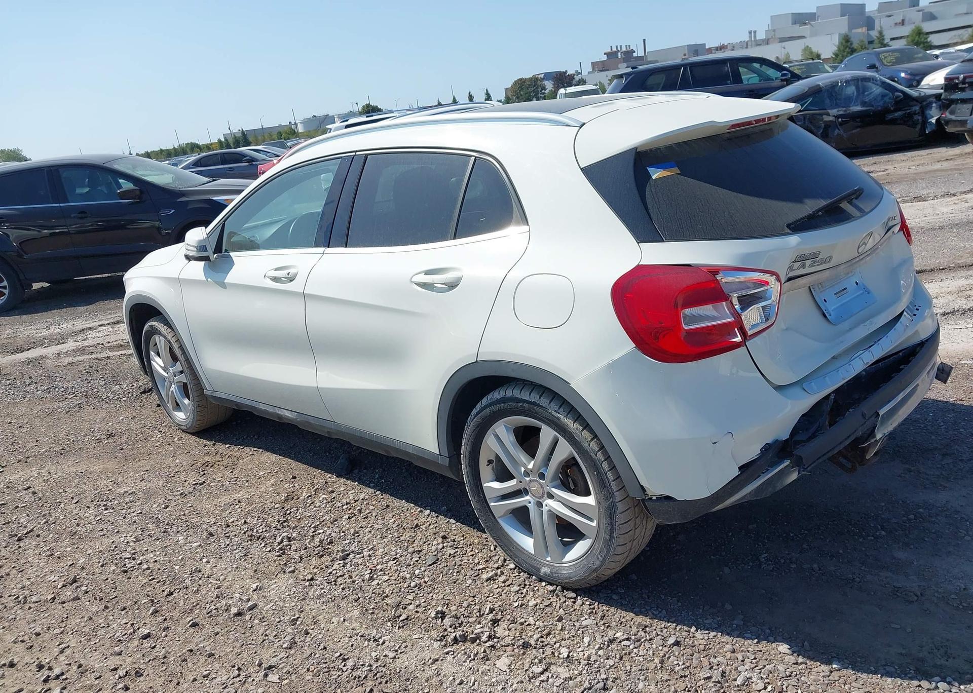 2017 MERCEDES-BENZ GLA 250 4MATIC