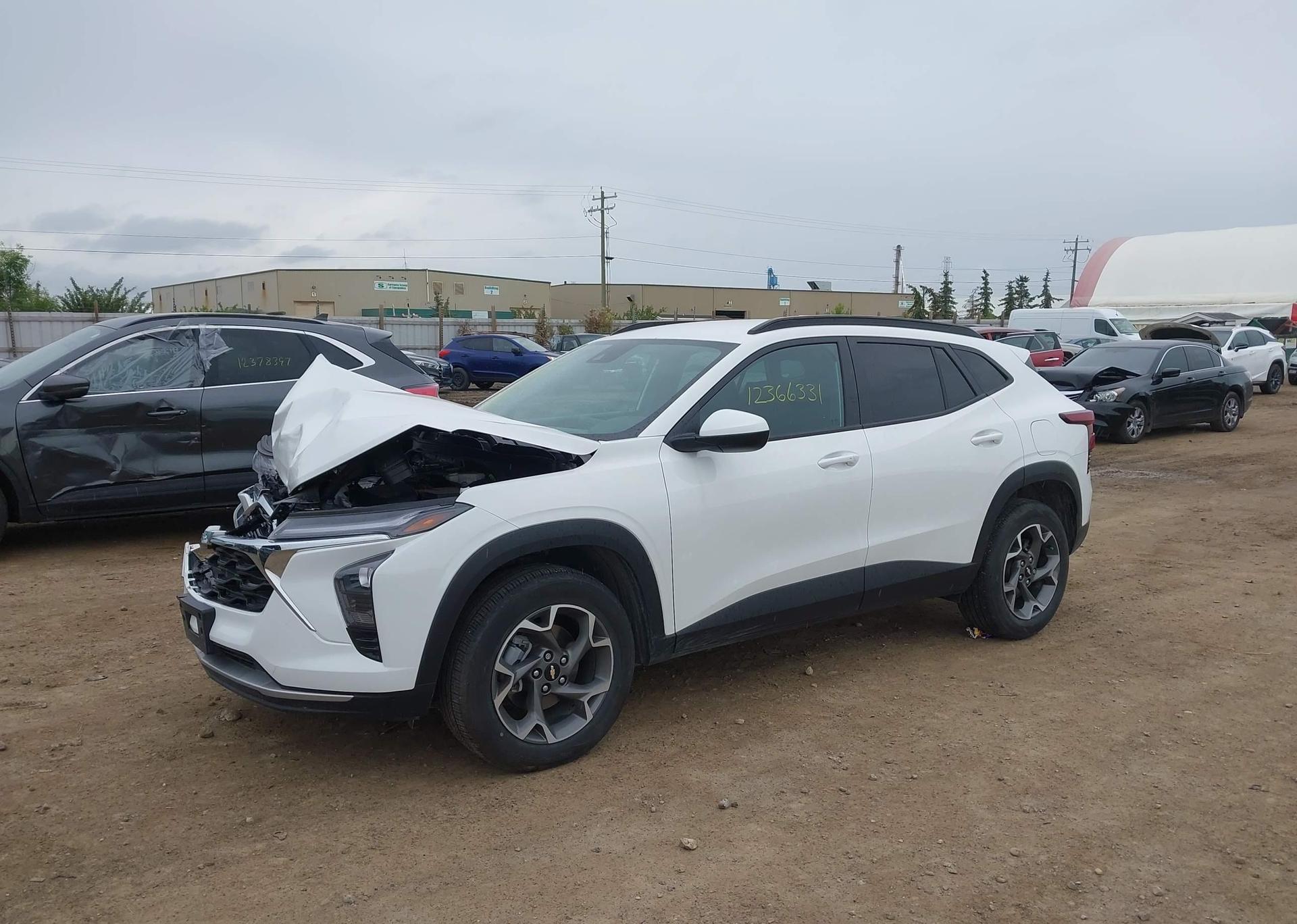 2024 CHEVROLET trax lt