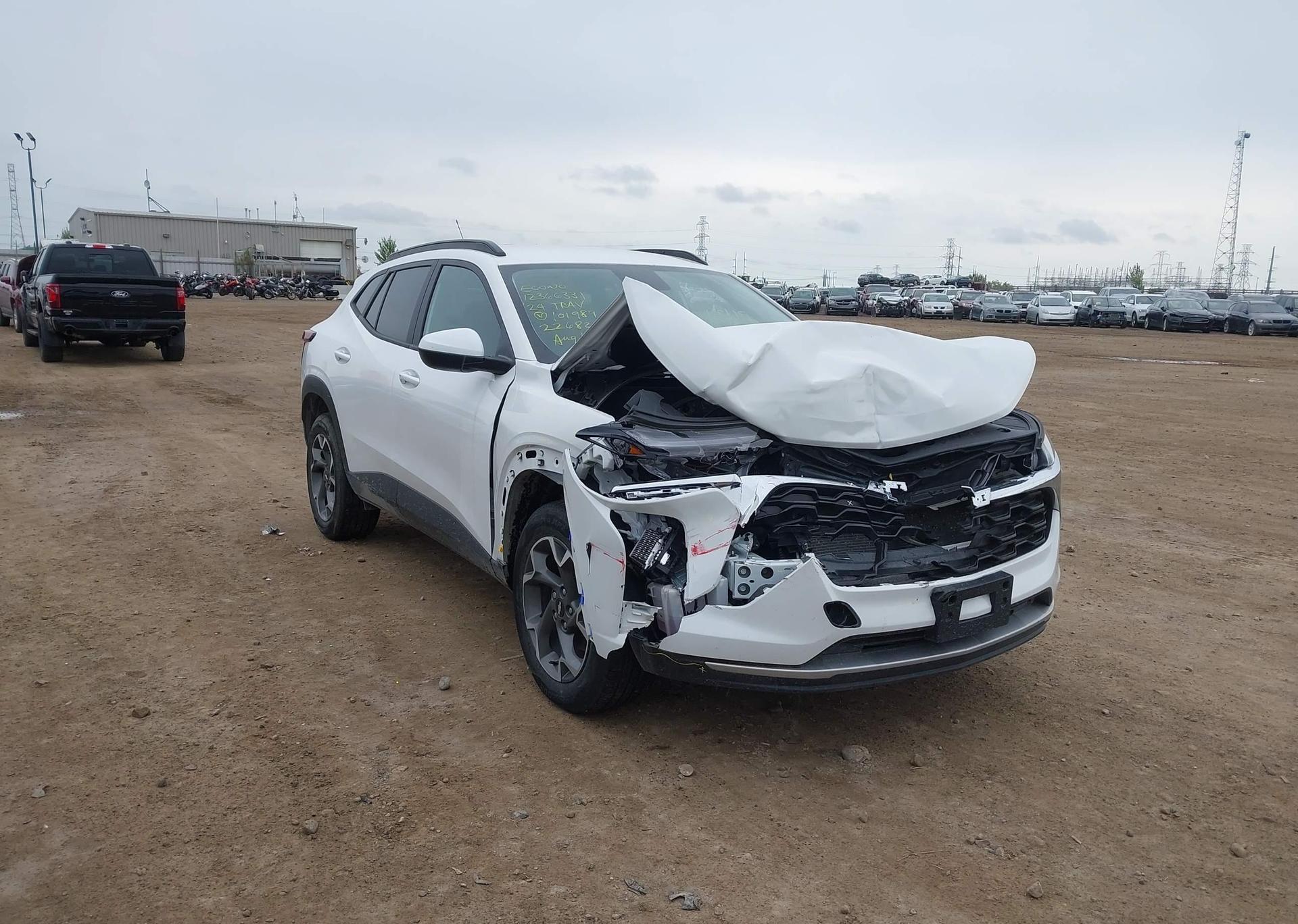 2024 CHEVROLET trax lt