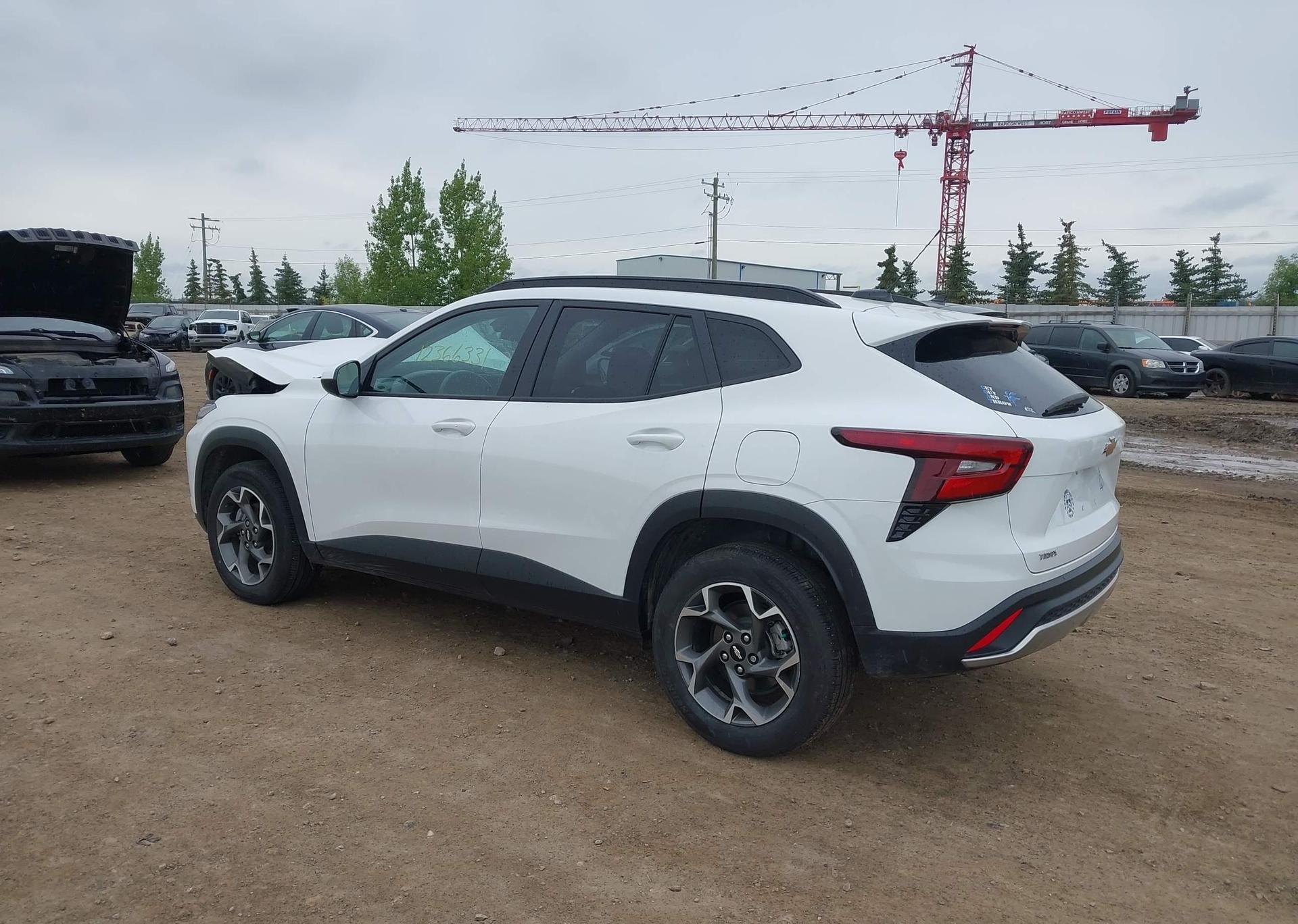 2024 CHEVROLET trax lt