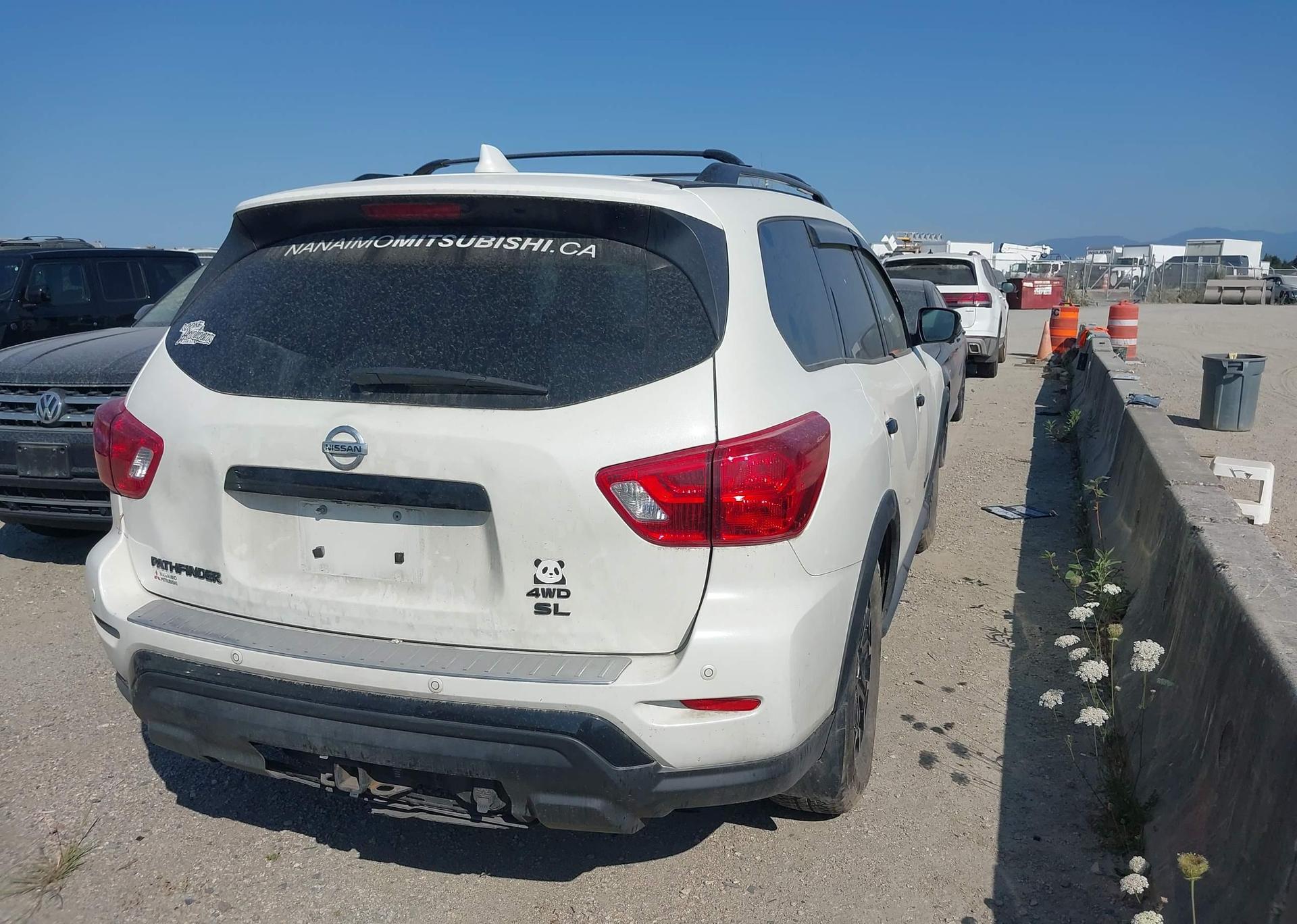 2019 NISSAN PATHFINDER S