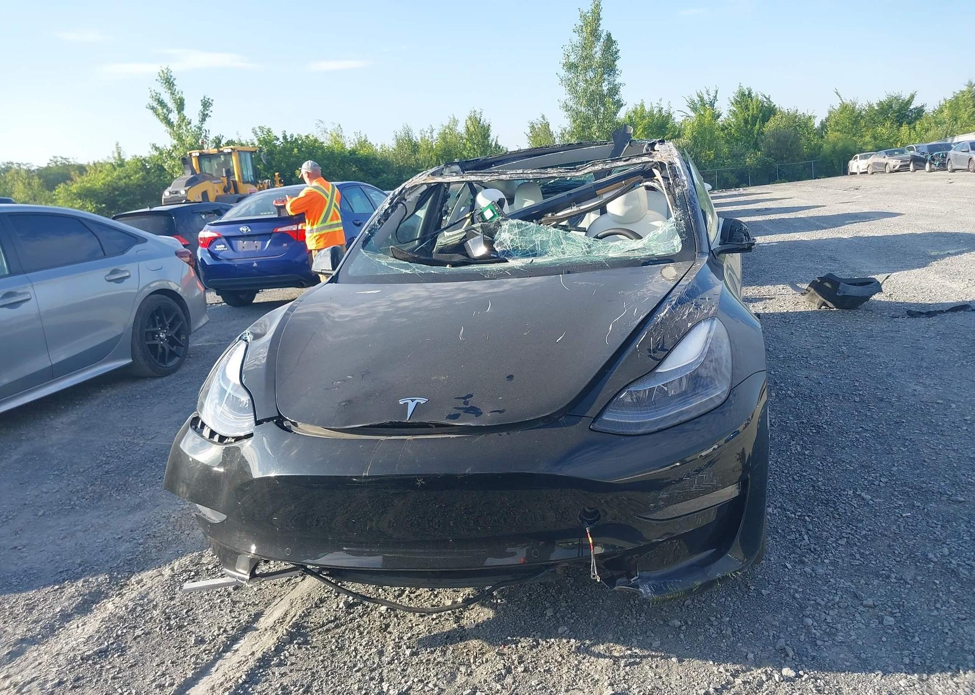 2022 TESLA MODEL 3 RWD