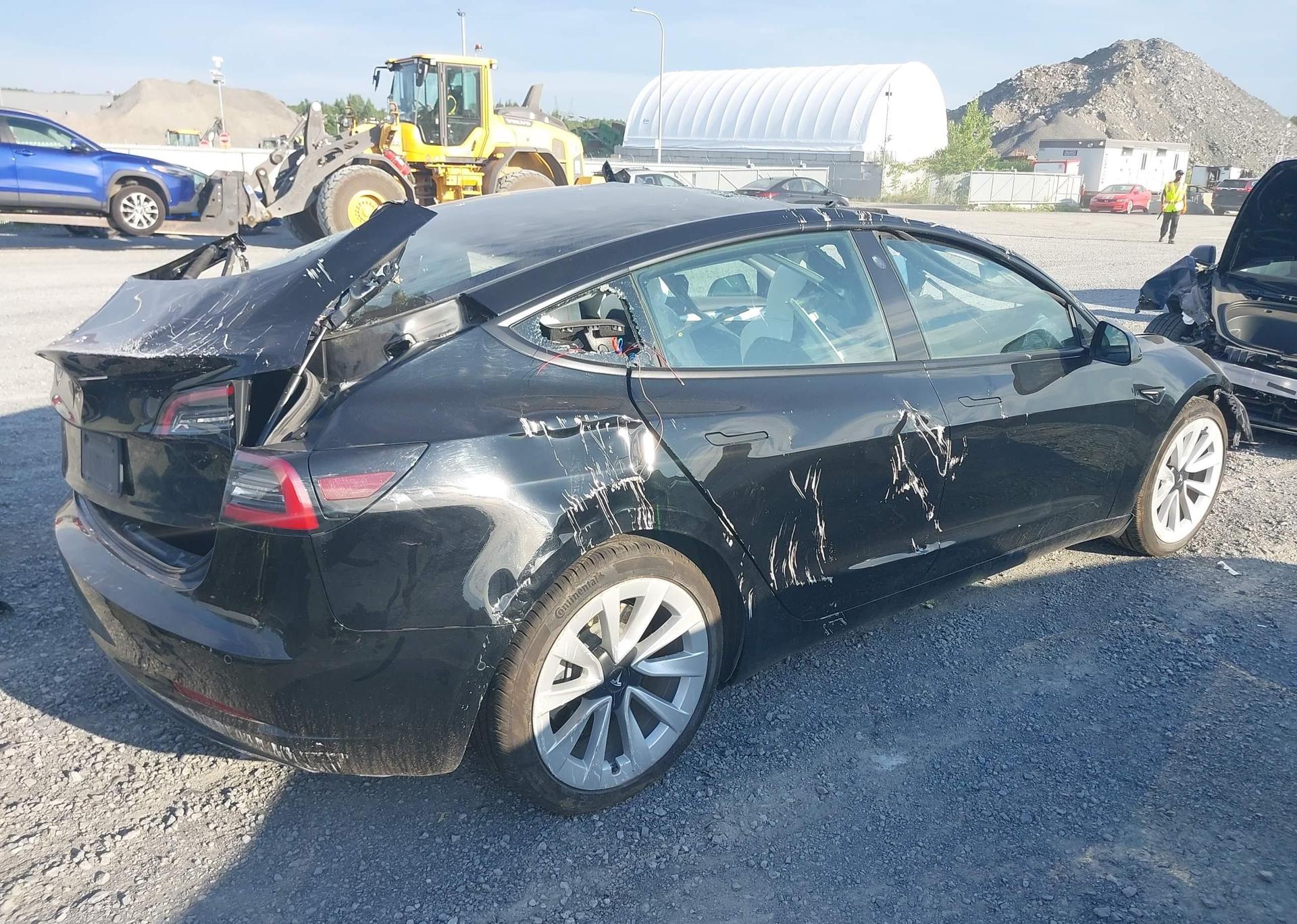 2022 TESLA MODEL 3 RWD