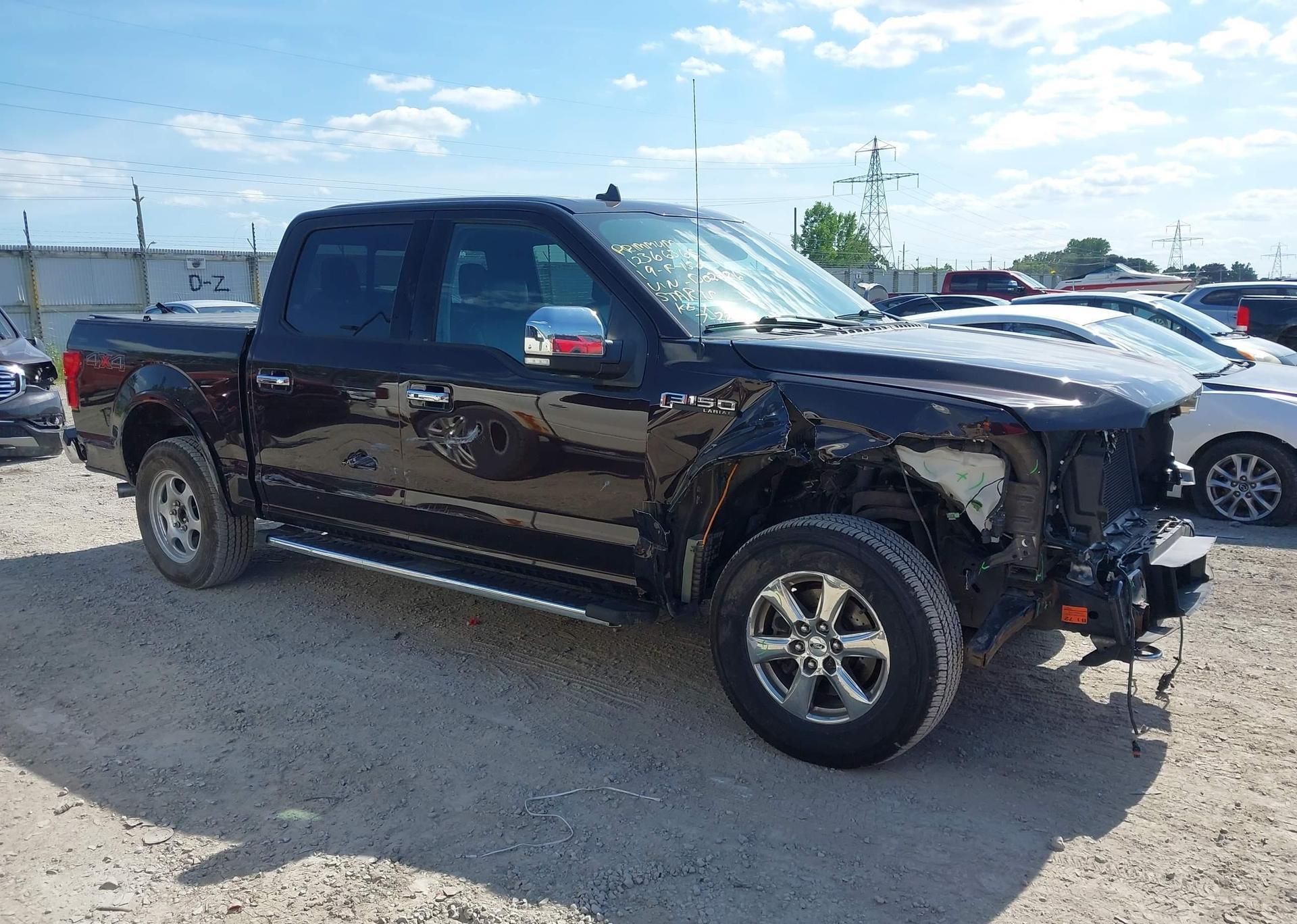 2019 FORD F-150 LARIAT