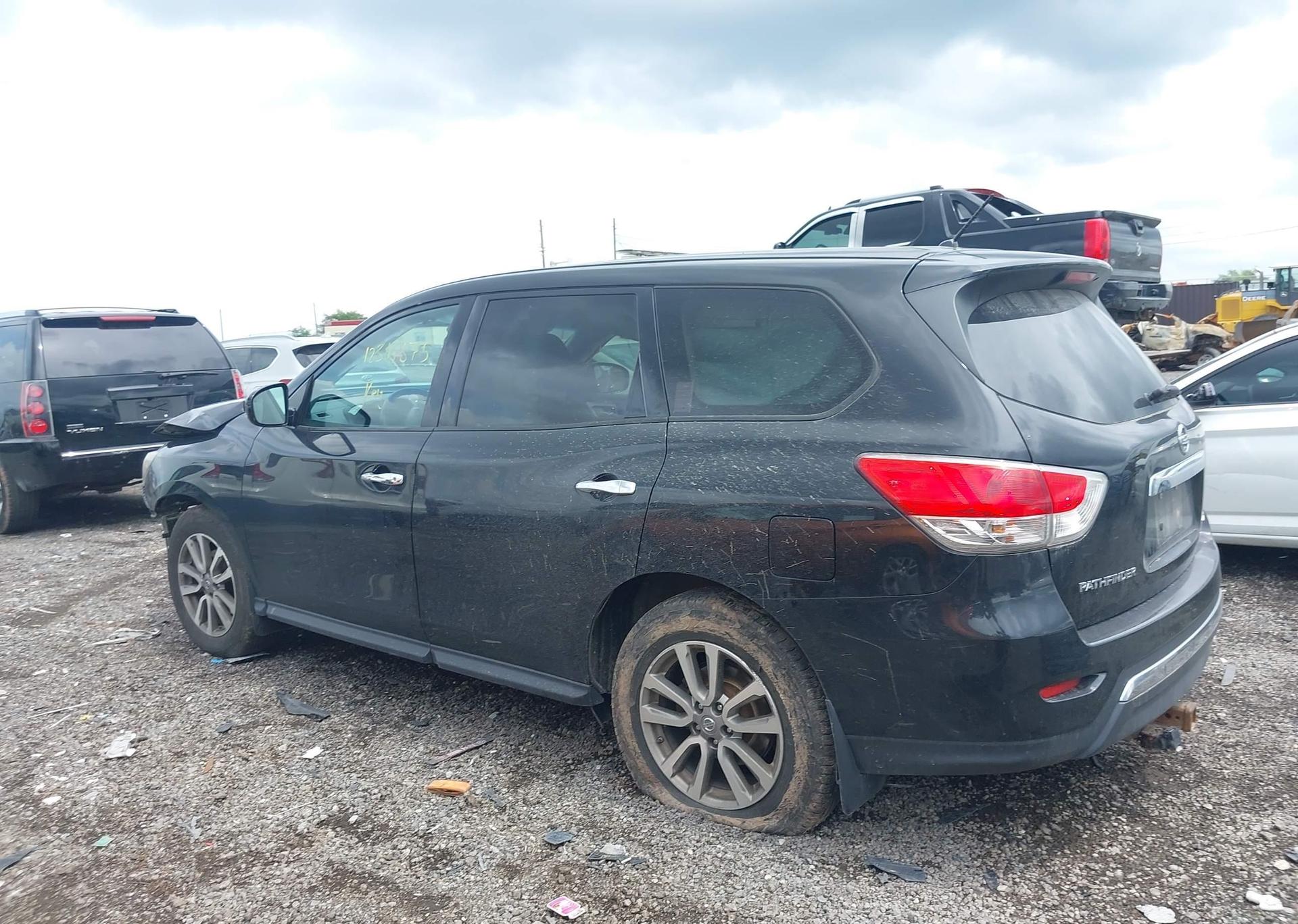 2015 NISSAN PATHFINDER S