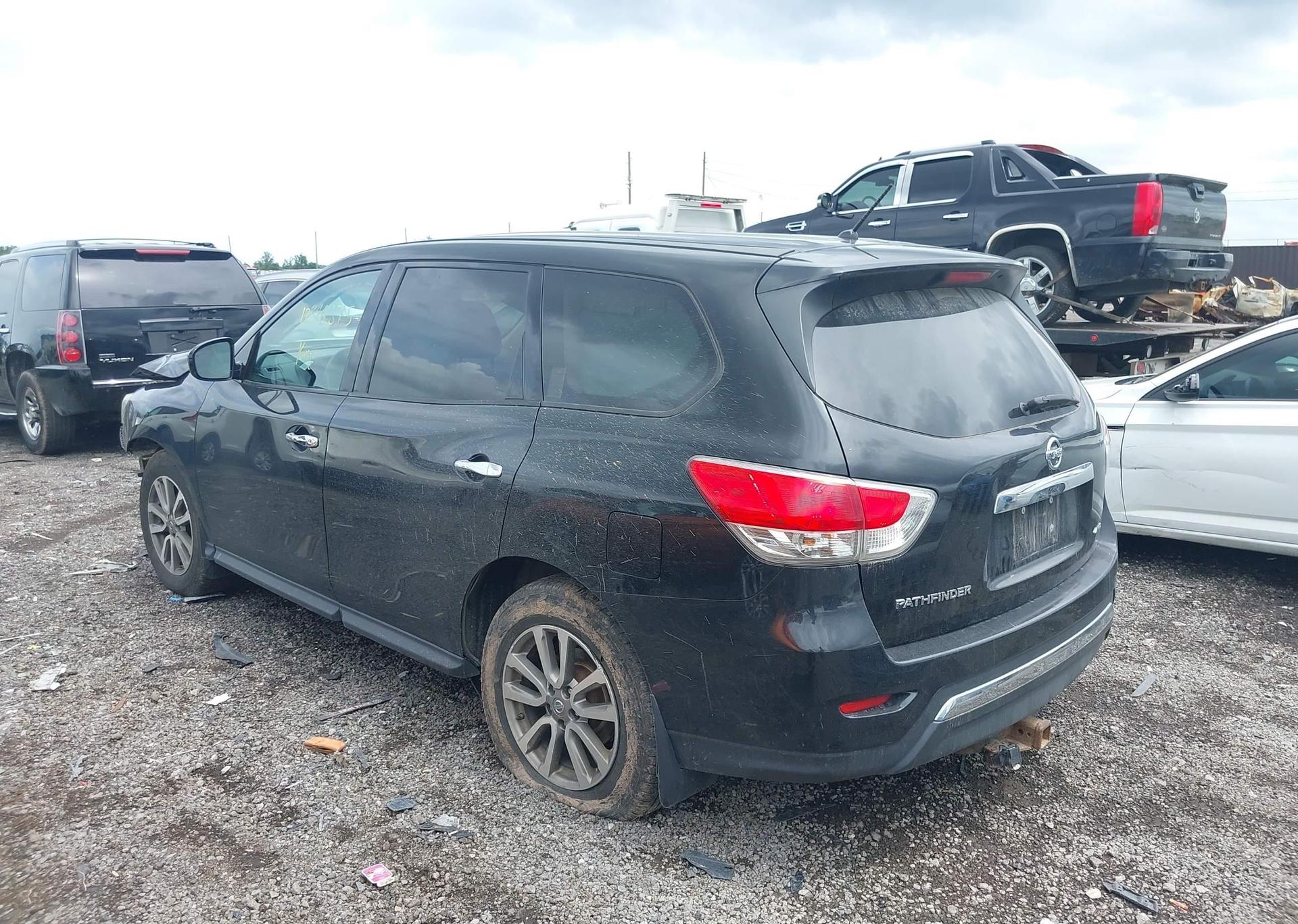 2015 NISSAN PATHFINDER S