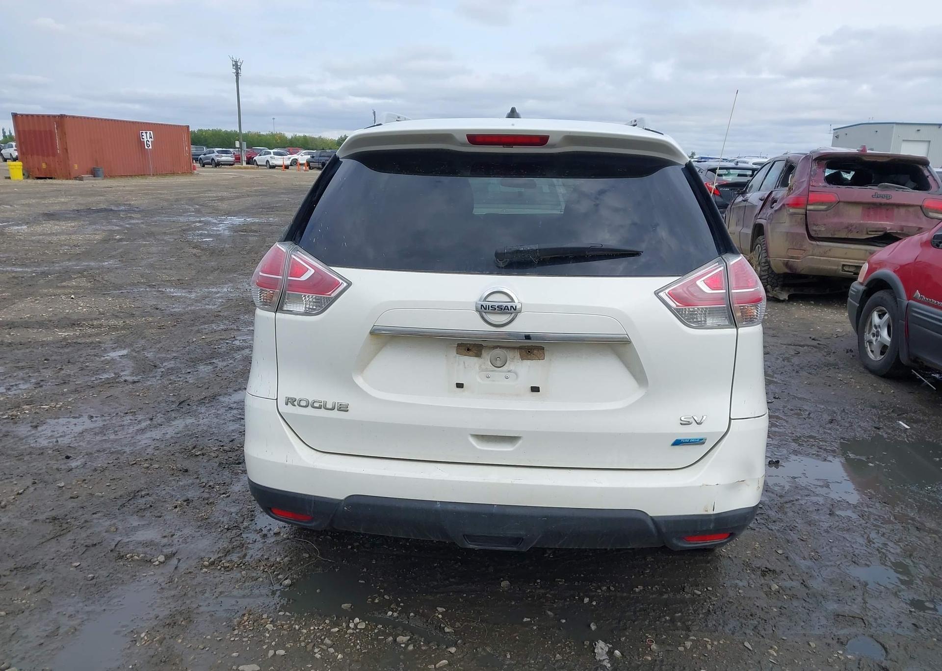 2014 NISSAN ROGUE S