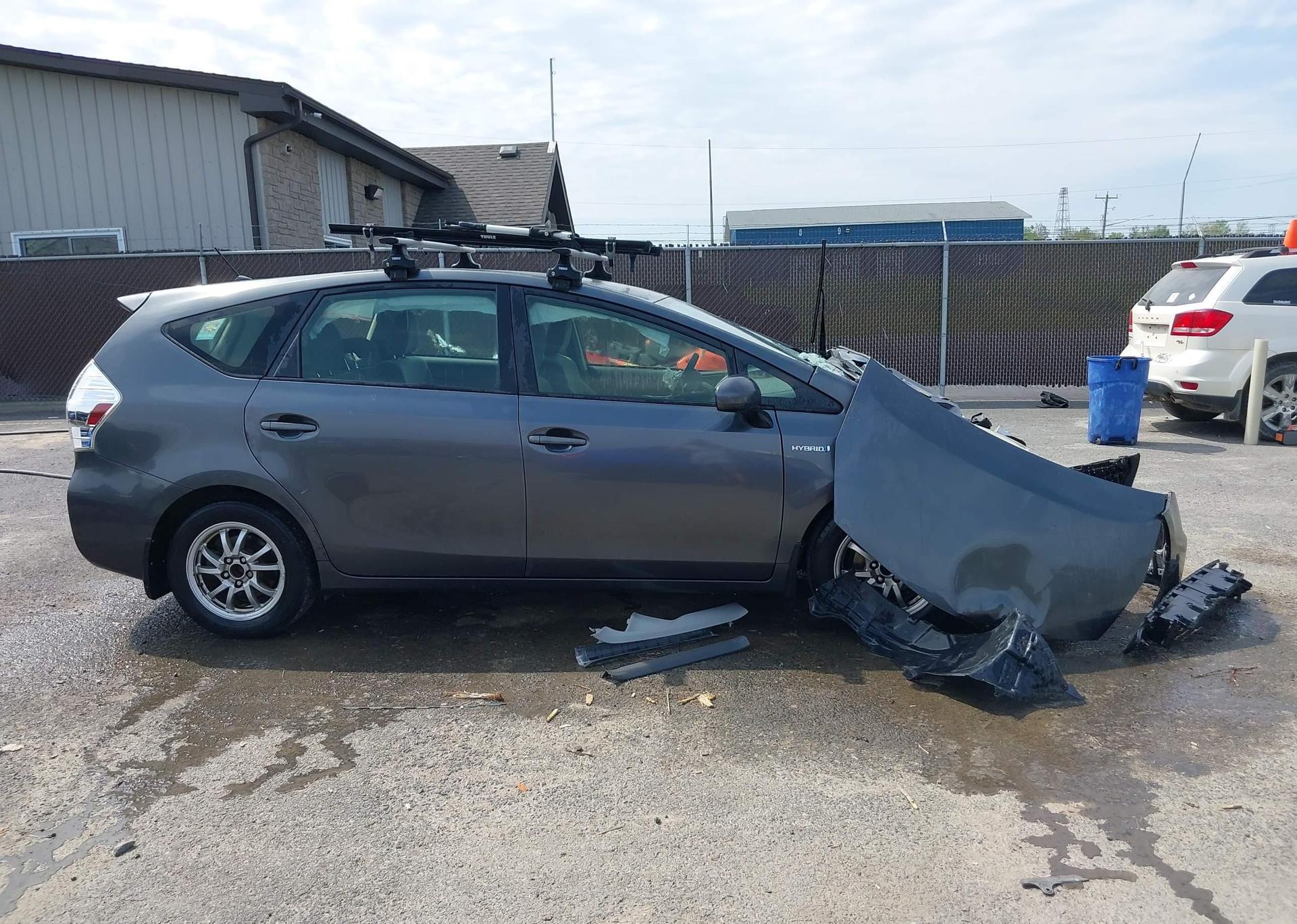 2012 TOYOTA PRIUS V