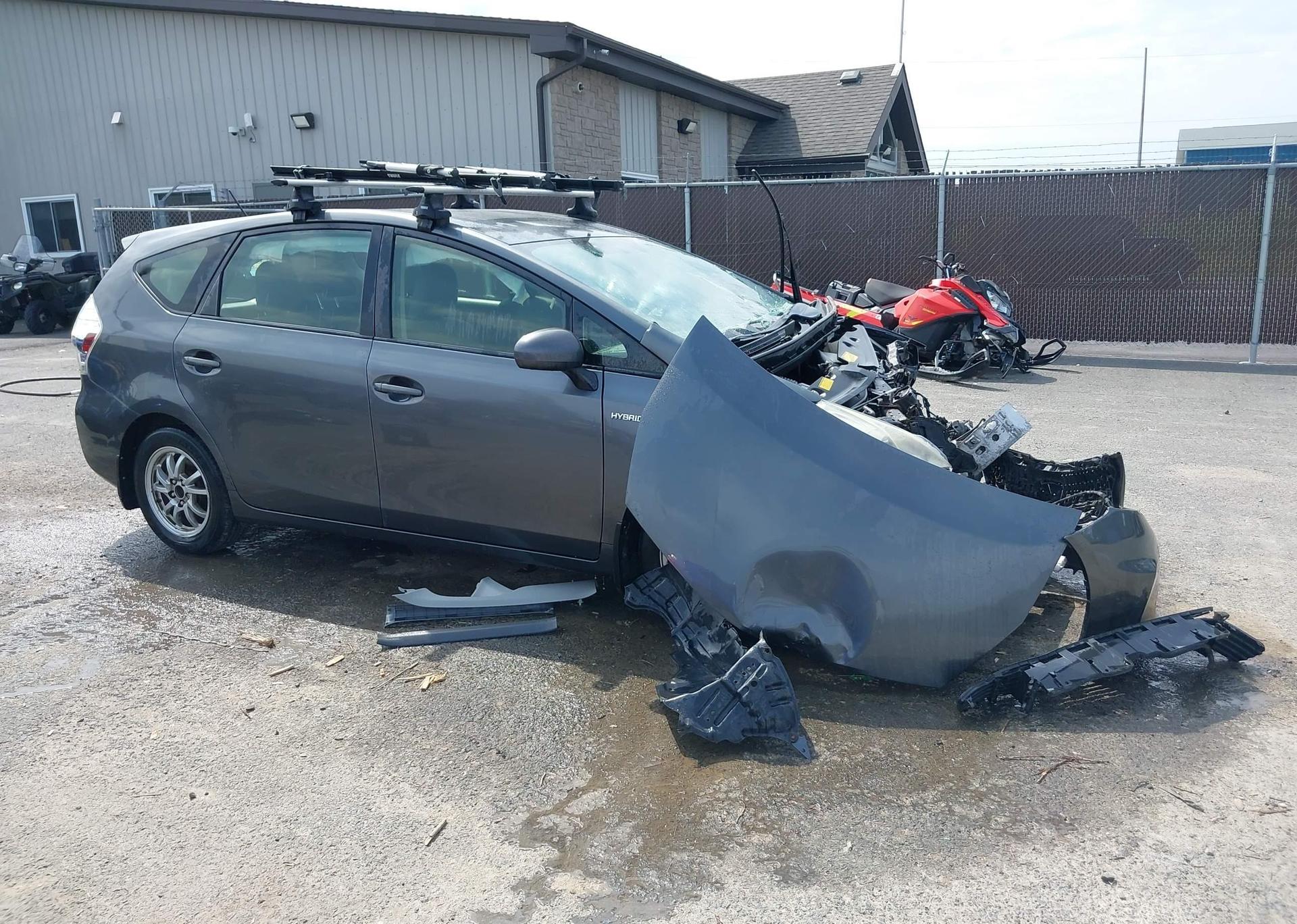 2012 TOYOTA PRIUS V