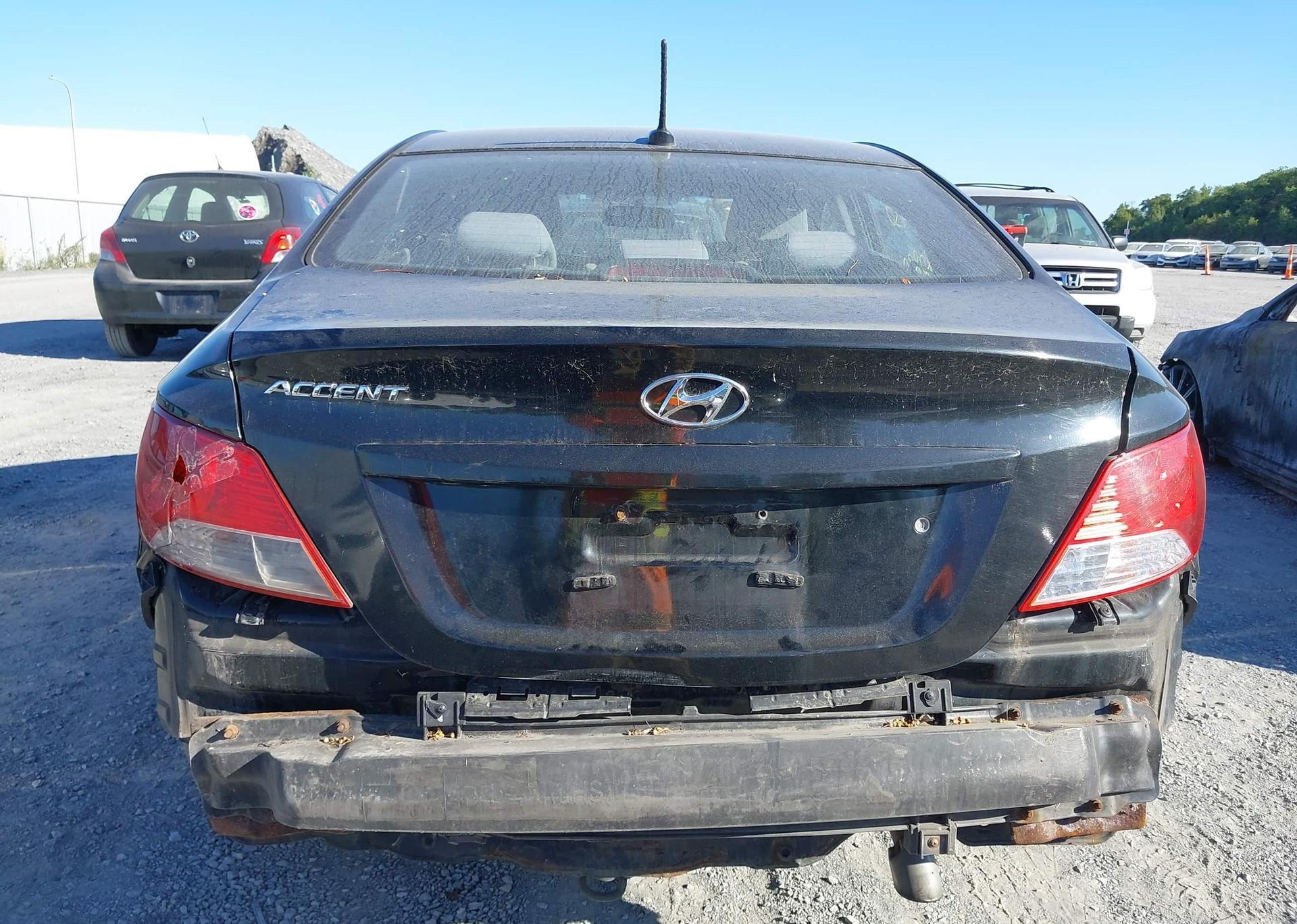 2014 HYUNDAI ACCENT