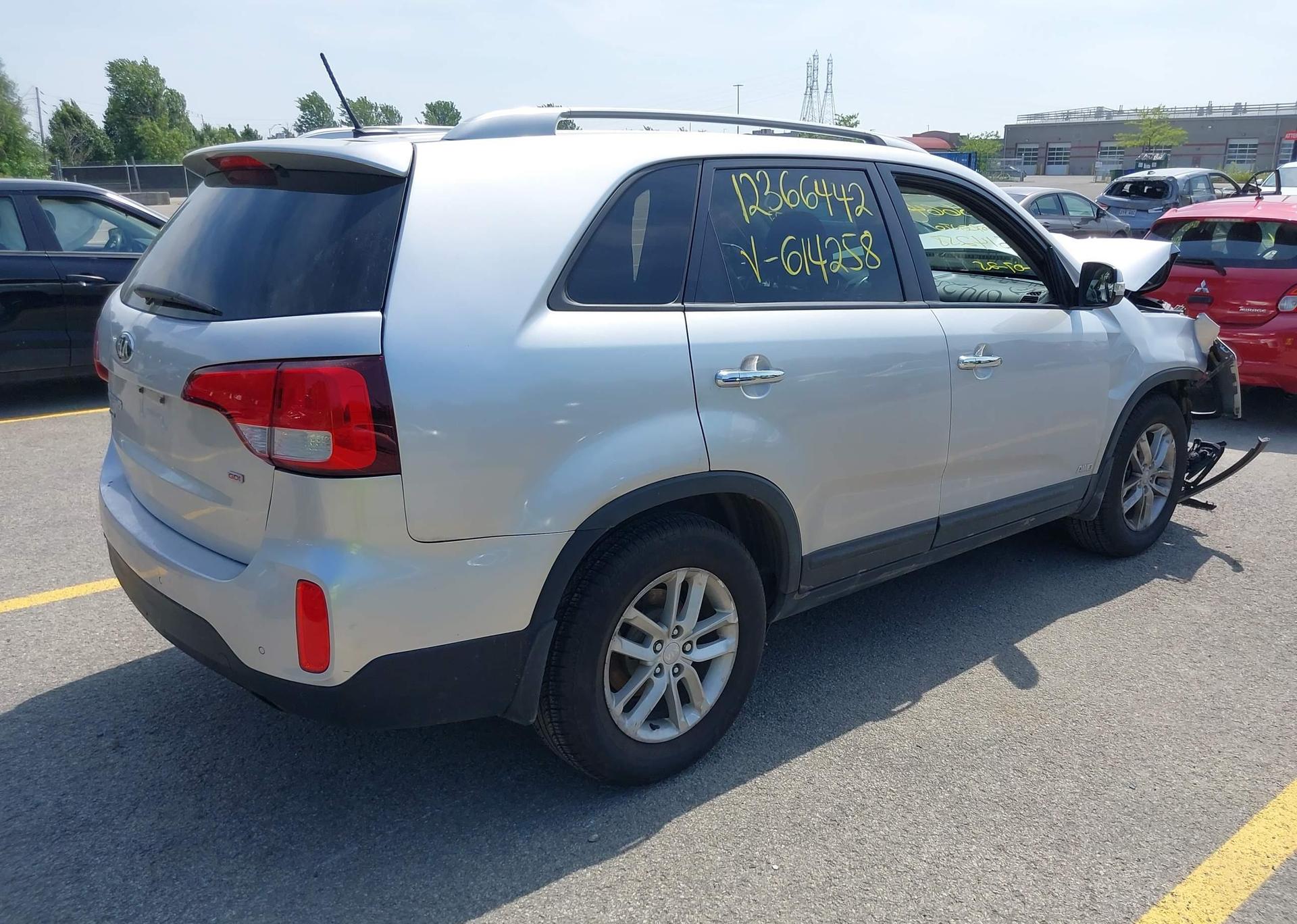 2015 KIA SORENTO