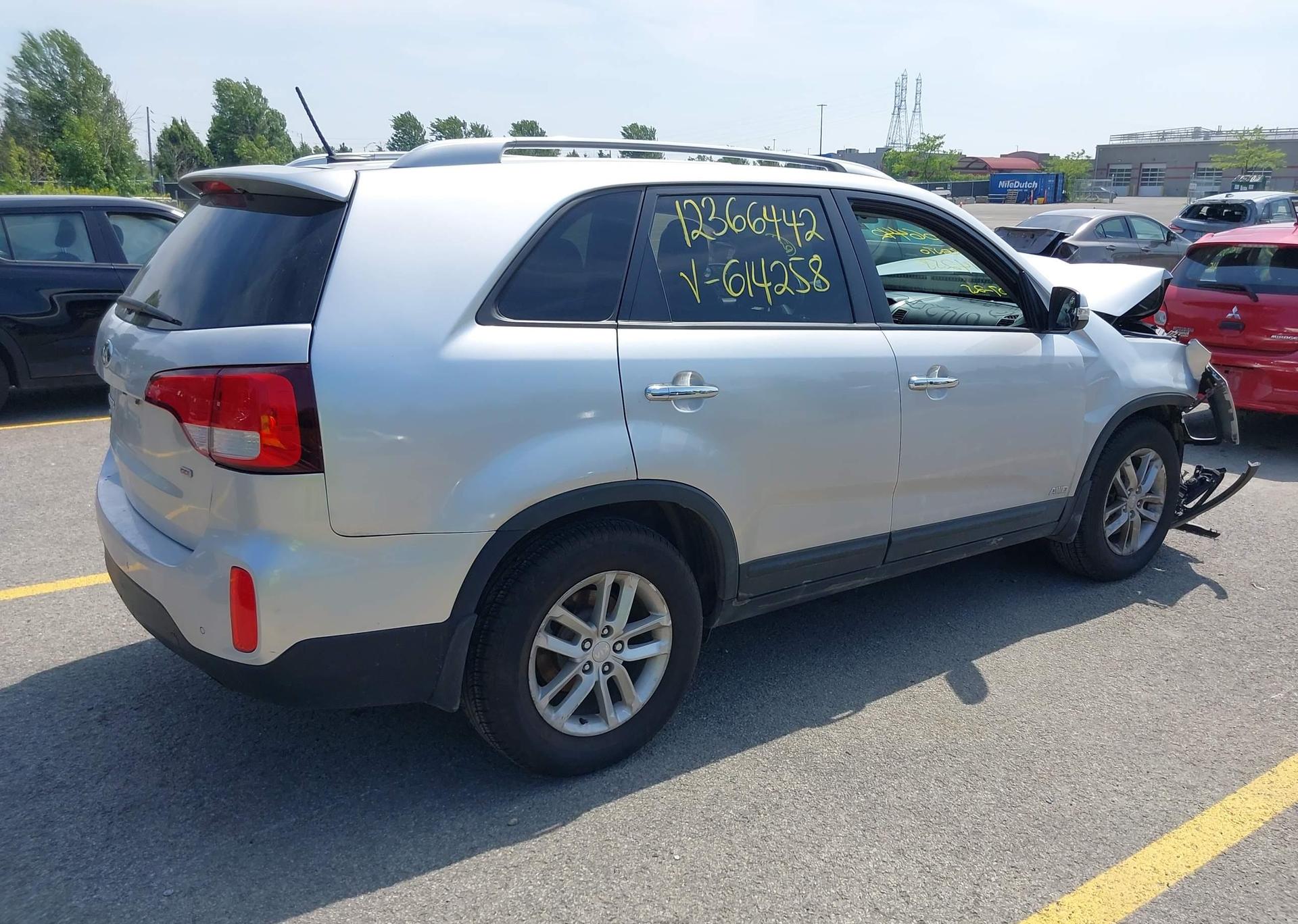 2015 KIA SORENTO