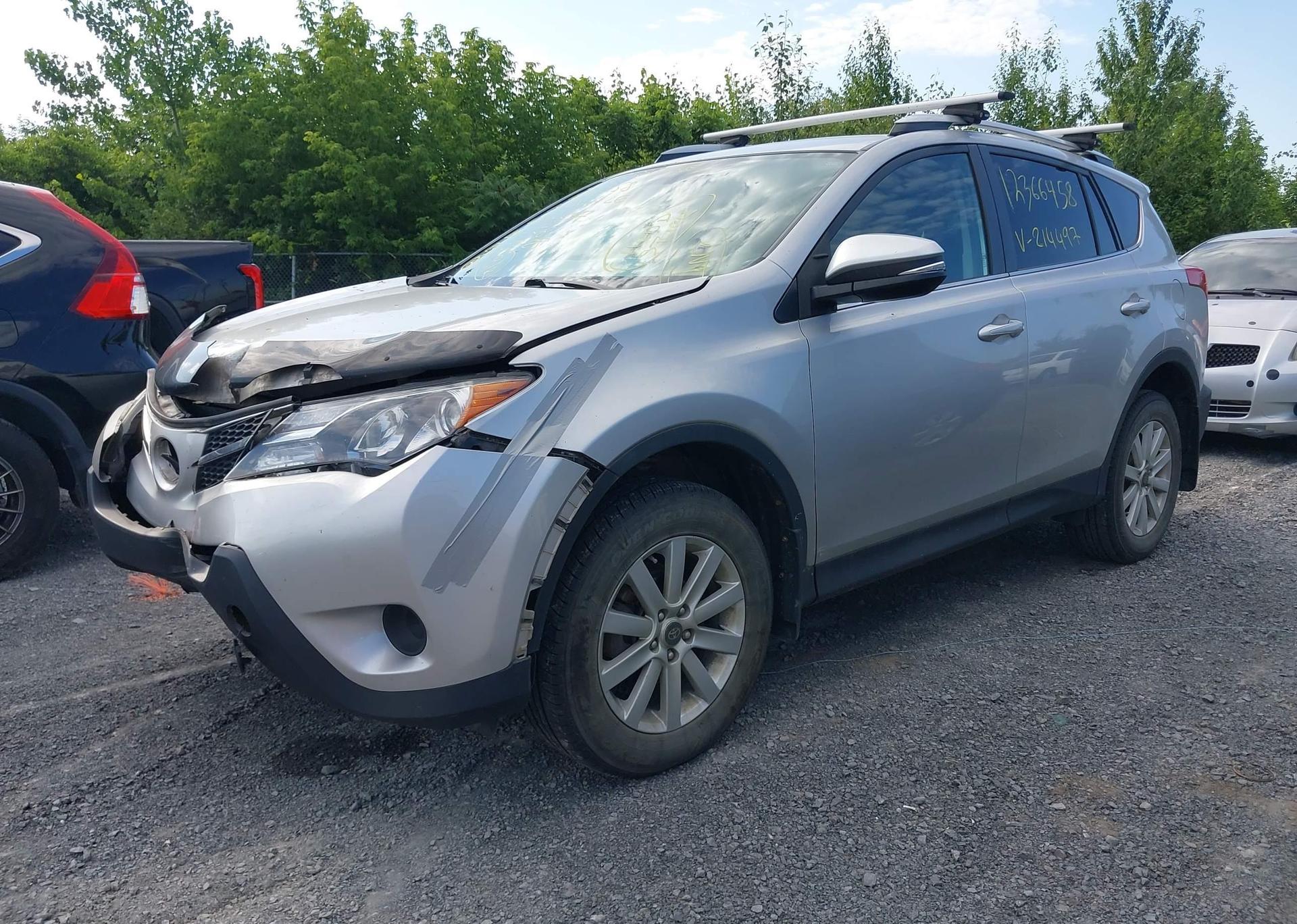 2015 TOYOTA RAV4 LE
