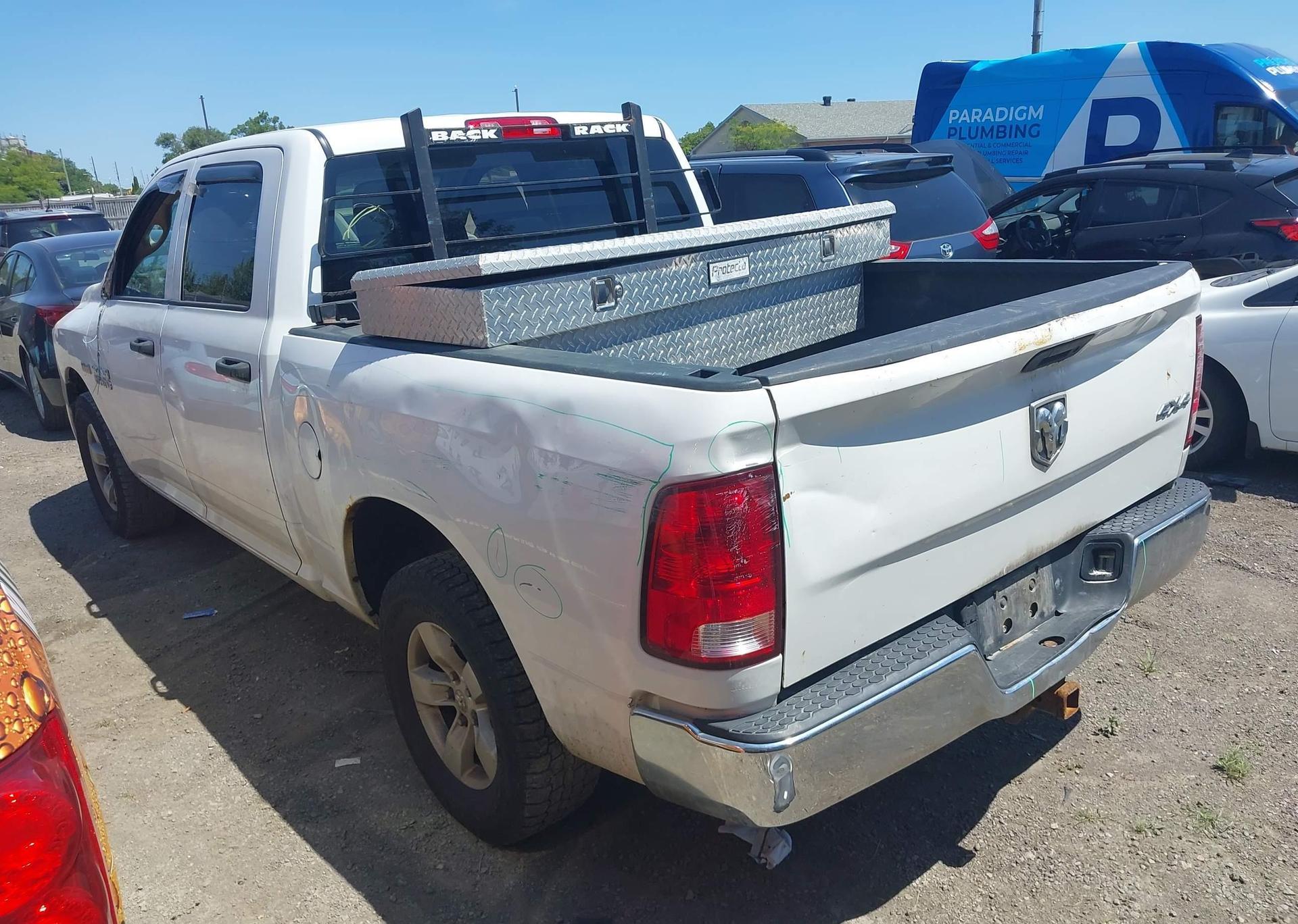 2017 RAM 1500 ST