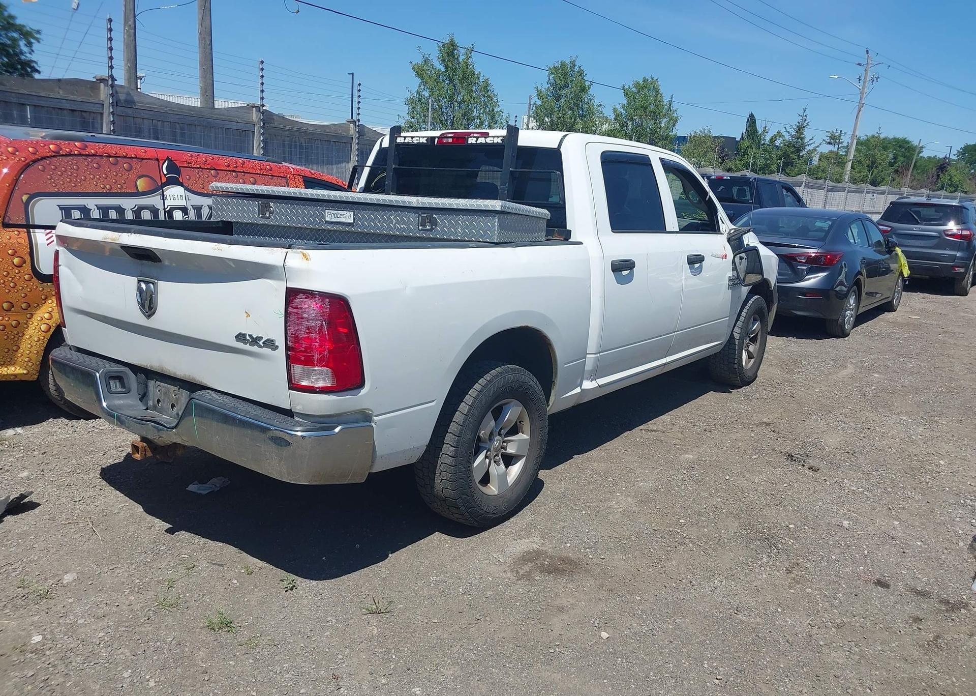 2017 RAM 1500 ST