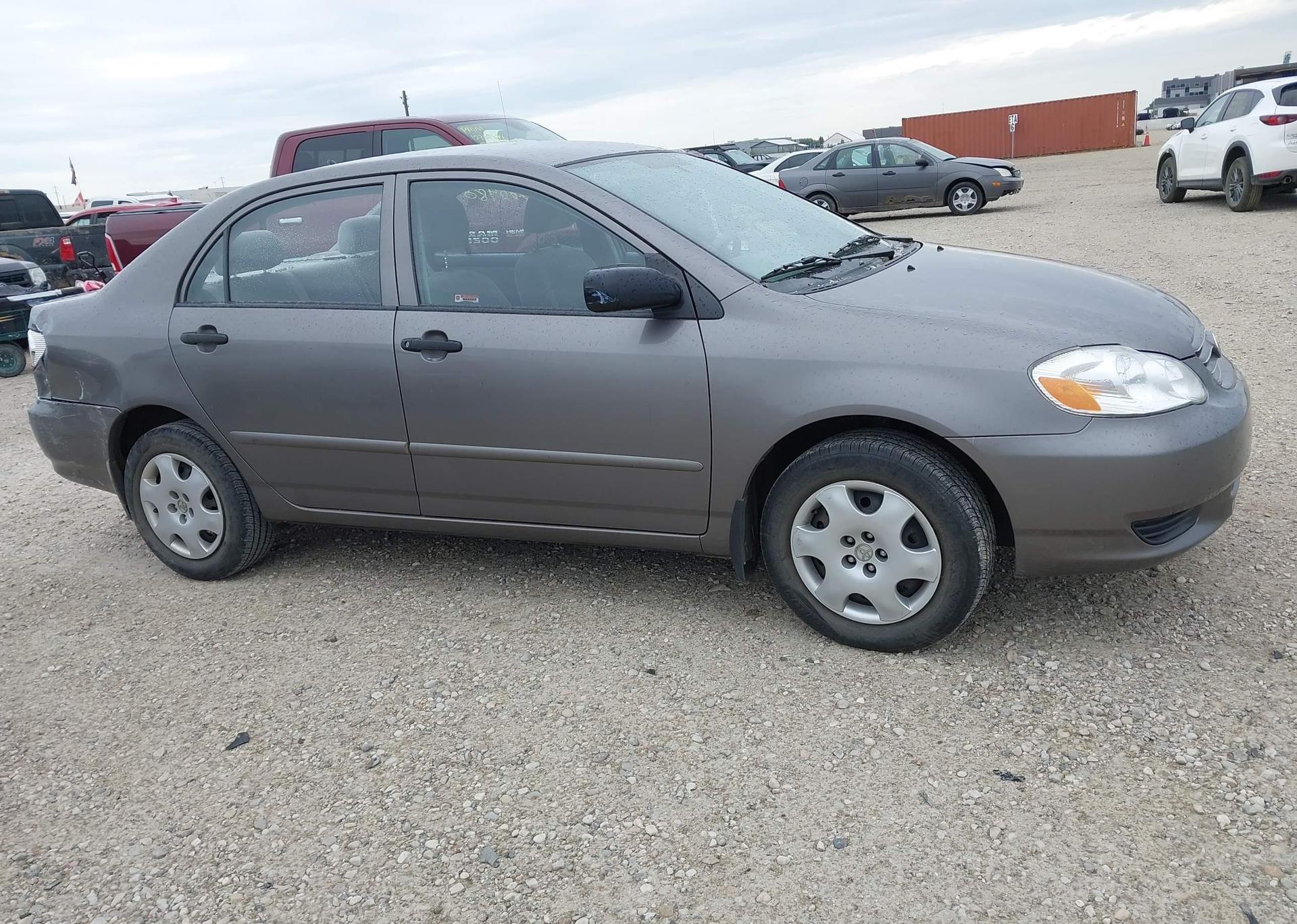 2004 TOYOTA COROLLA CE