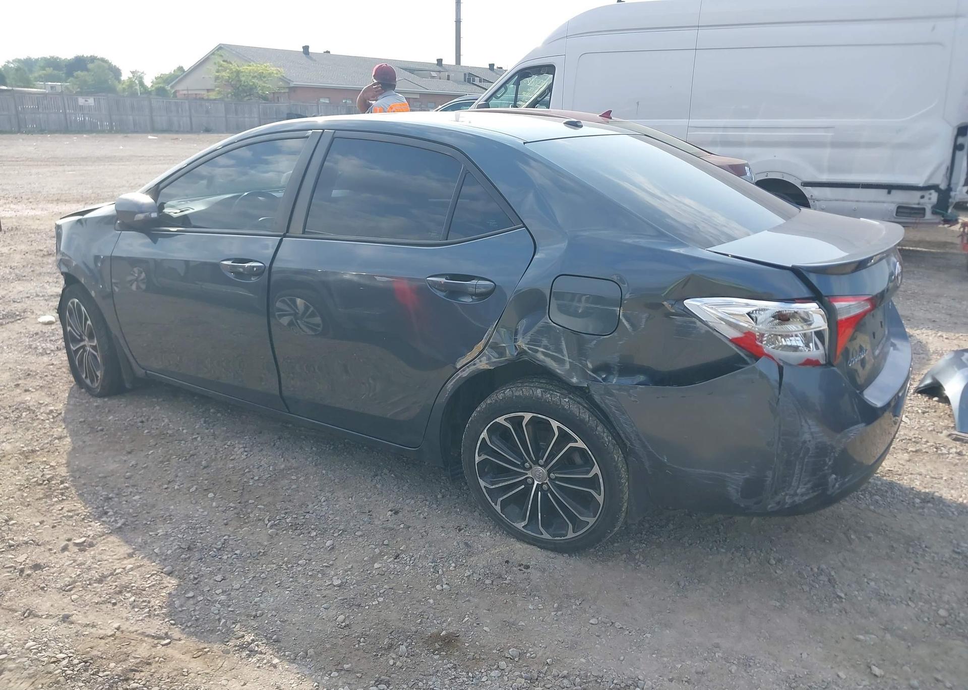 2016 TOYOTA COROLLA S