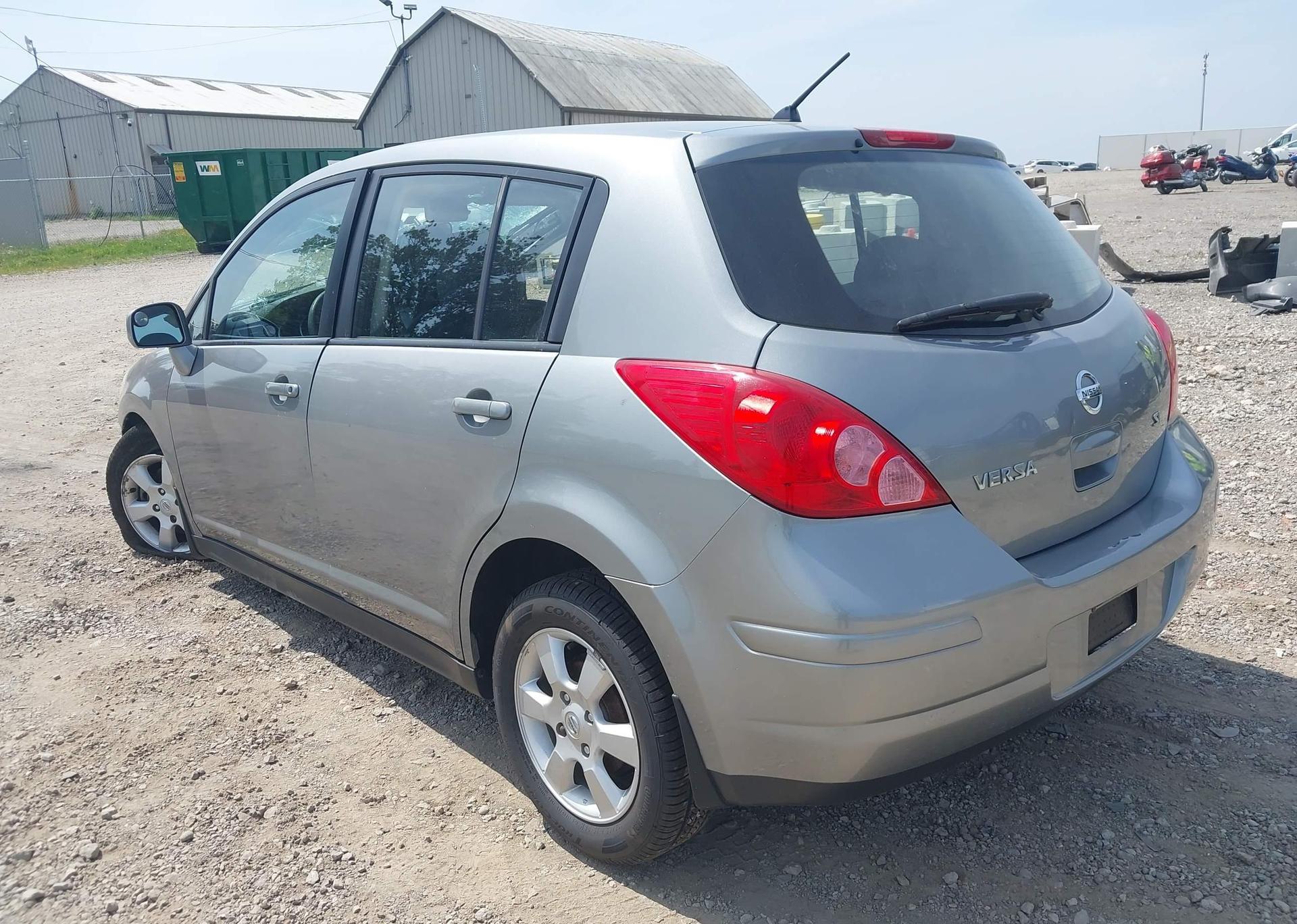 2008 NISSAN VERSA S