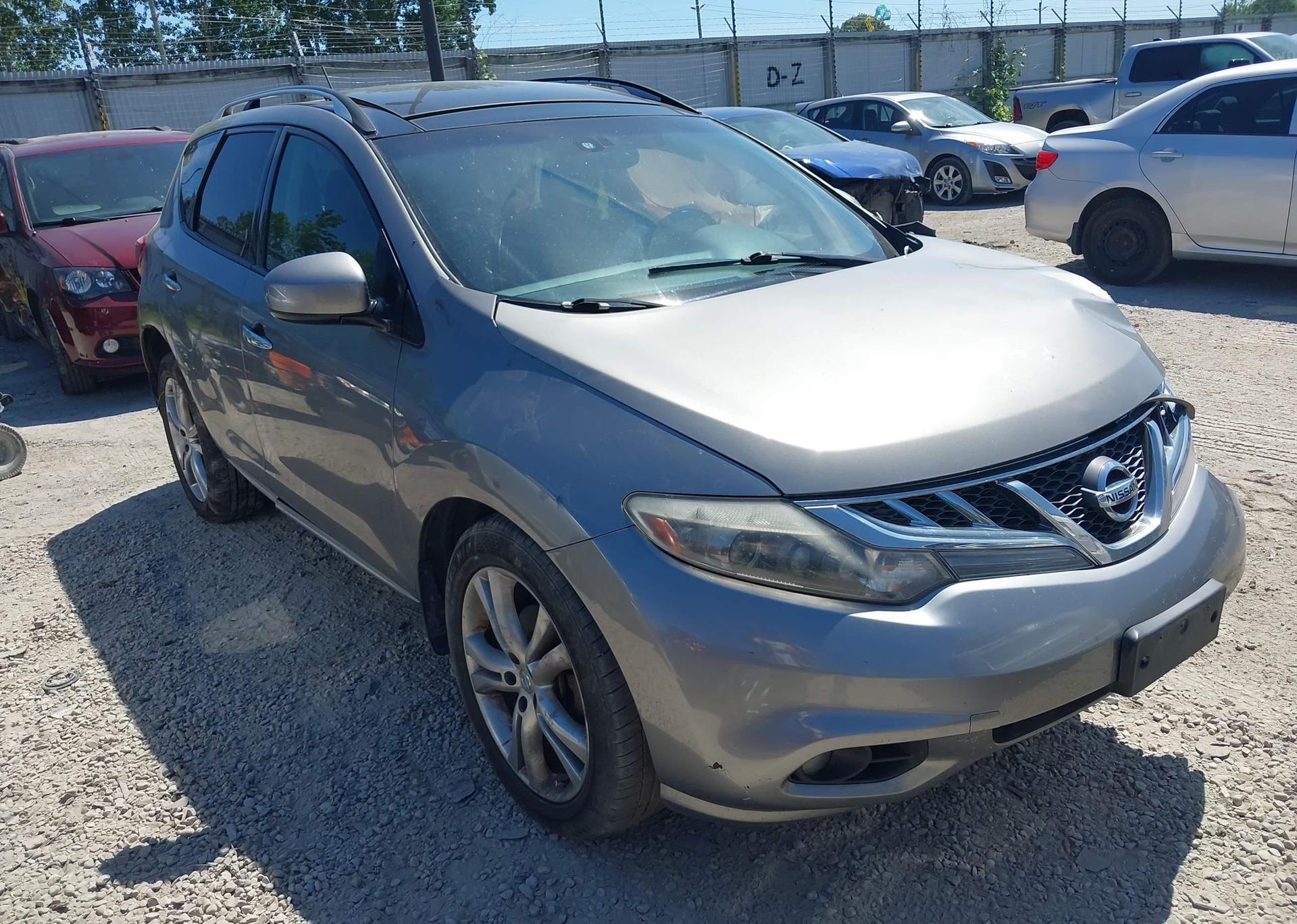 2011 NISSAN MURANO LE