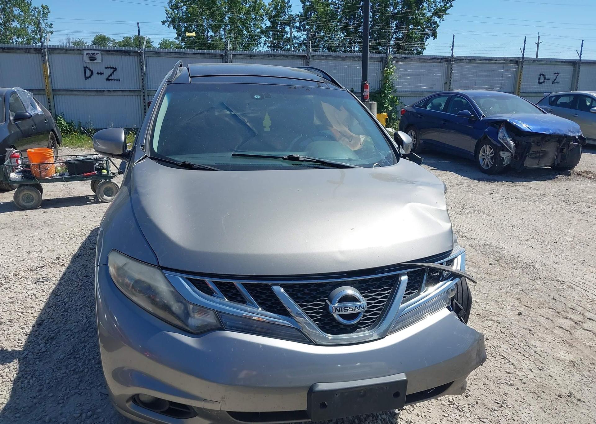 2011 NISSAN MURANO LE