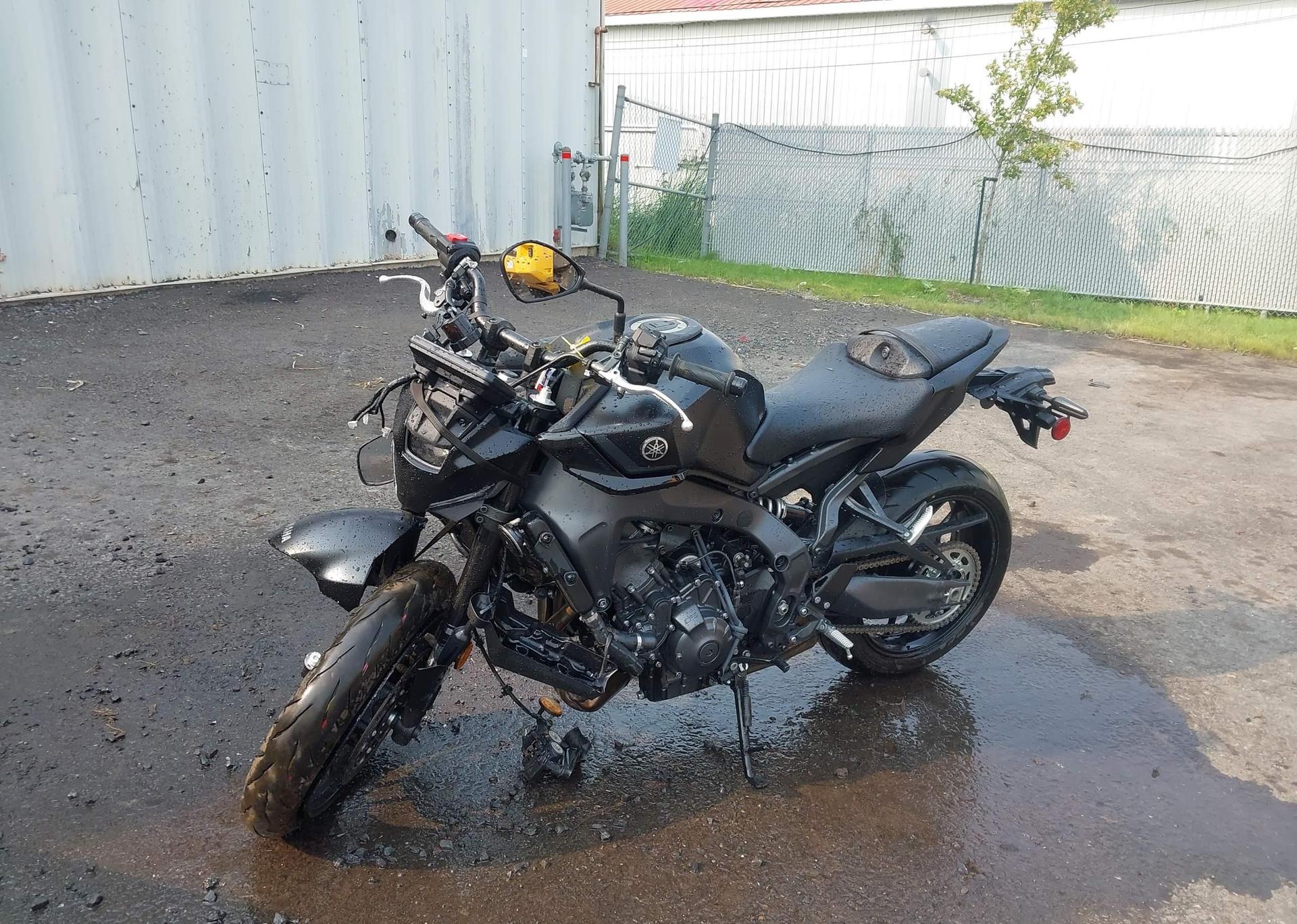 2025 YAMAHA MT09