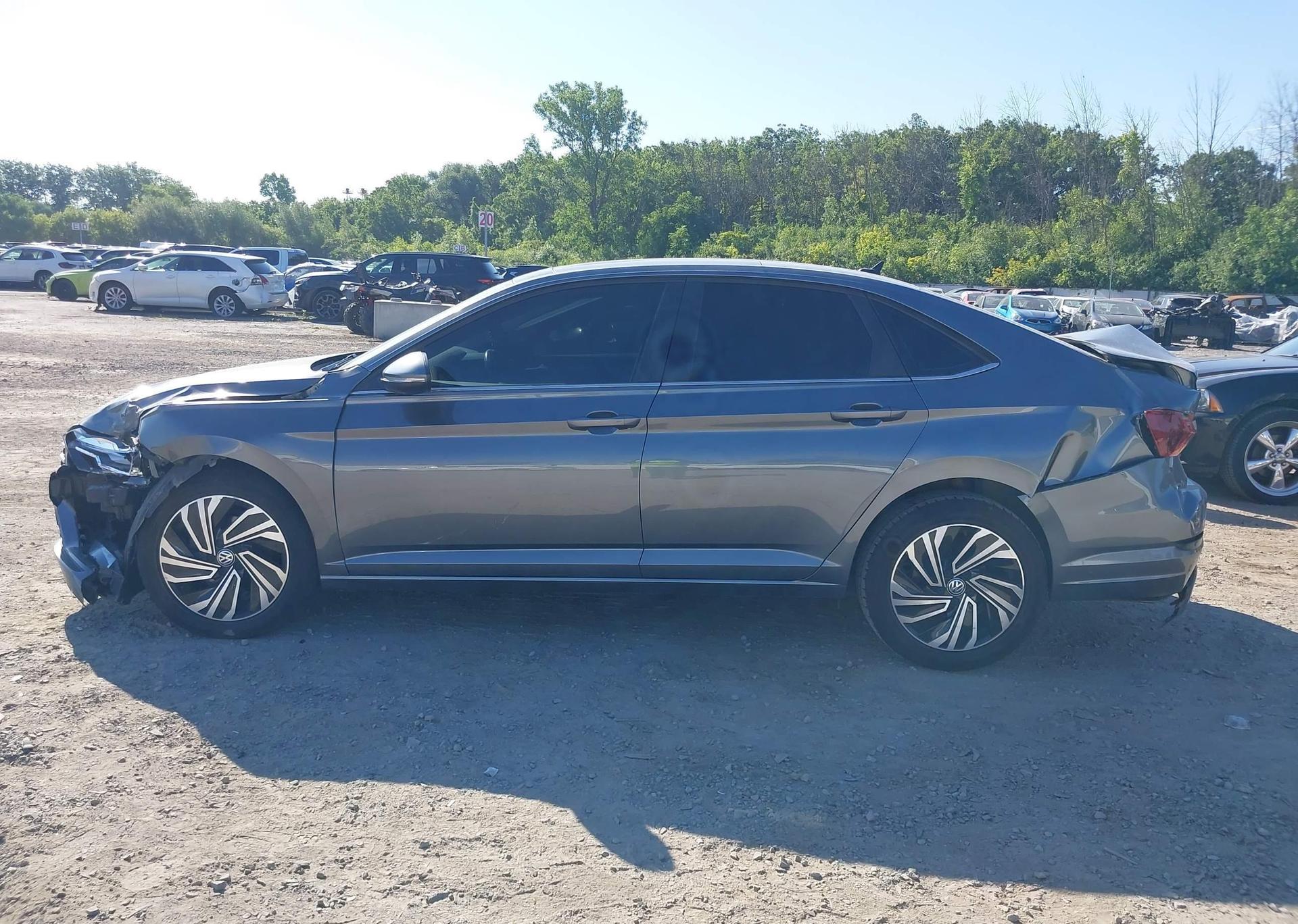 2019 VOLKSWAGEN JETTA SEL PREMIUM