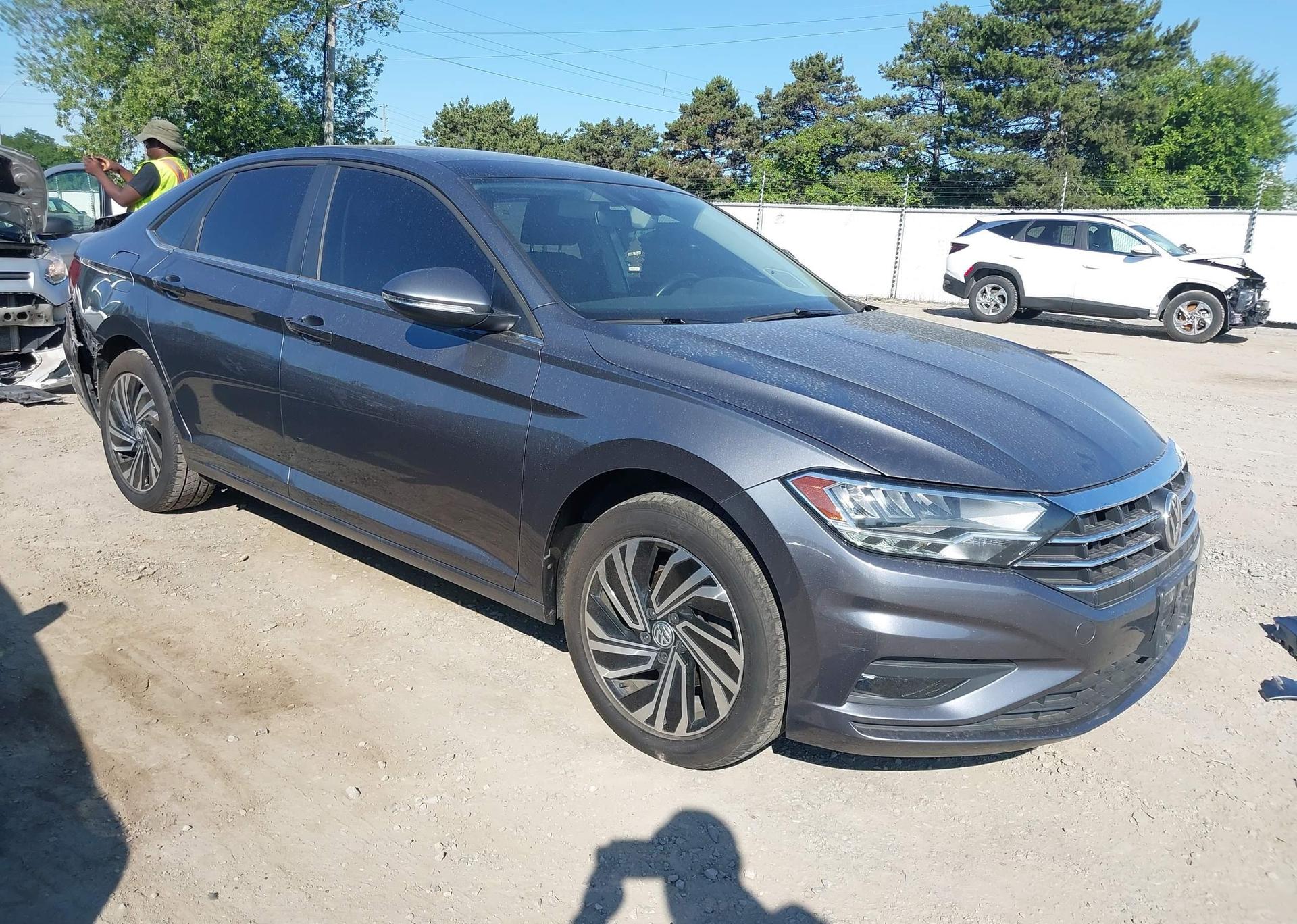 2019 VOLKSWAGEN JETTA SEL PREMIUM