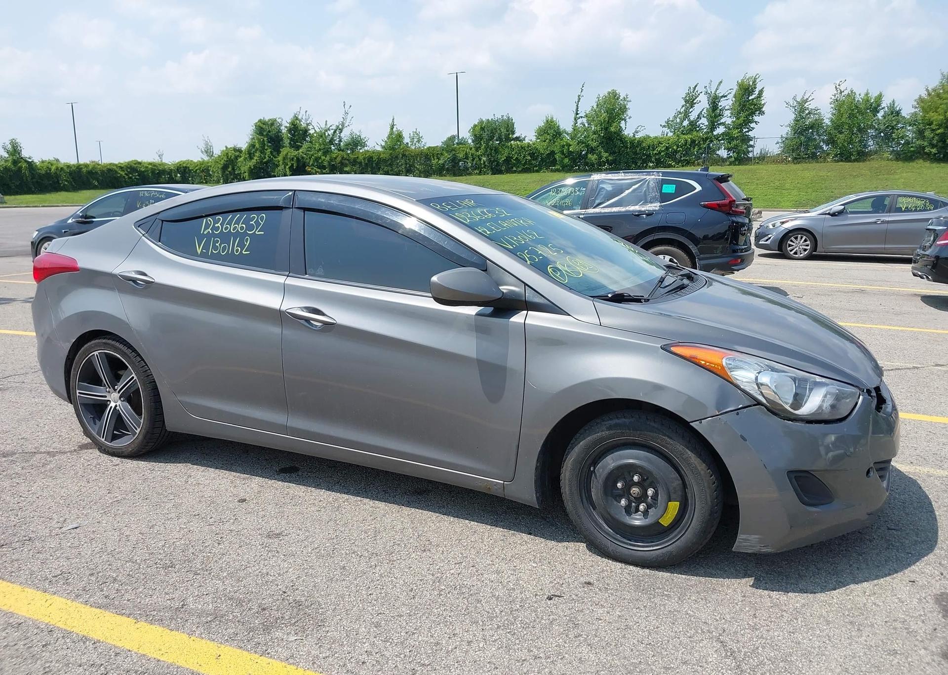 2012 HYUNDAI ELANTRA