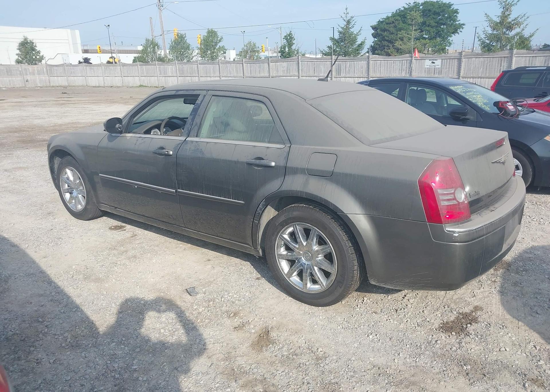 2008 CHRYSLER 300 LIMITED