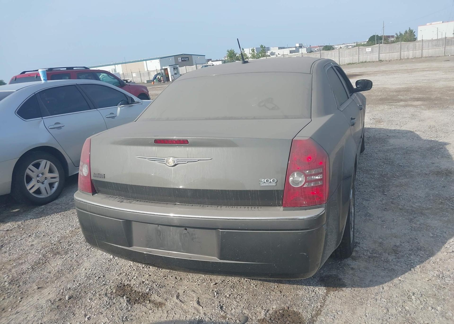 2008 CHRYSLER 300 LIMITED
