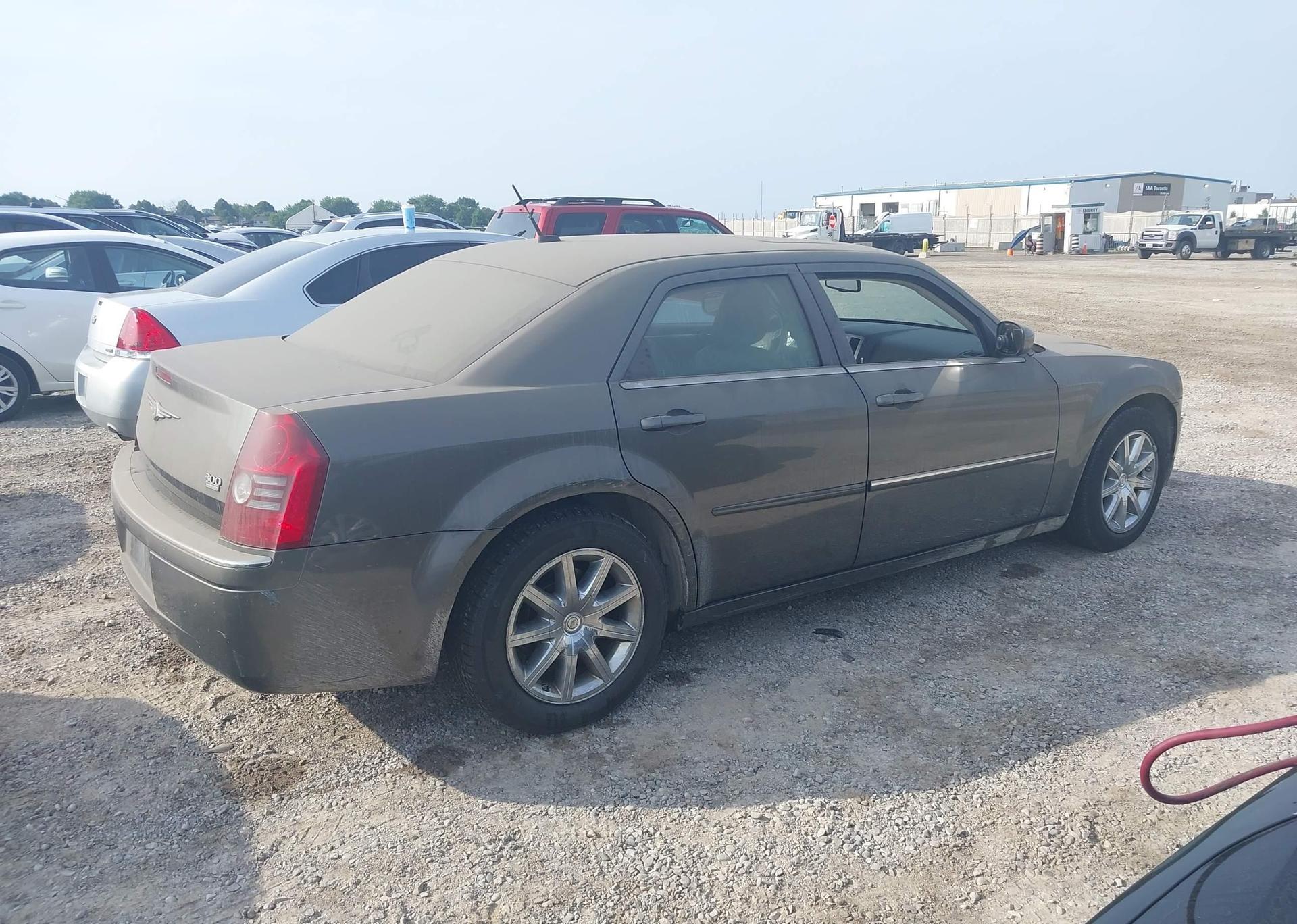 2008 CHRYSLER 300 LIMITED