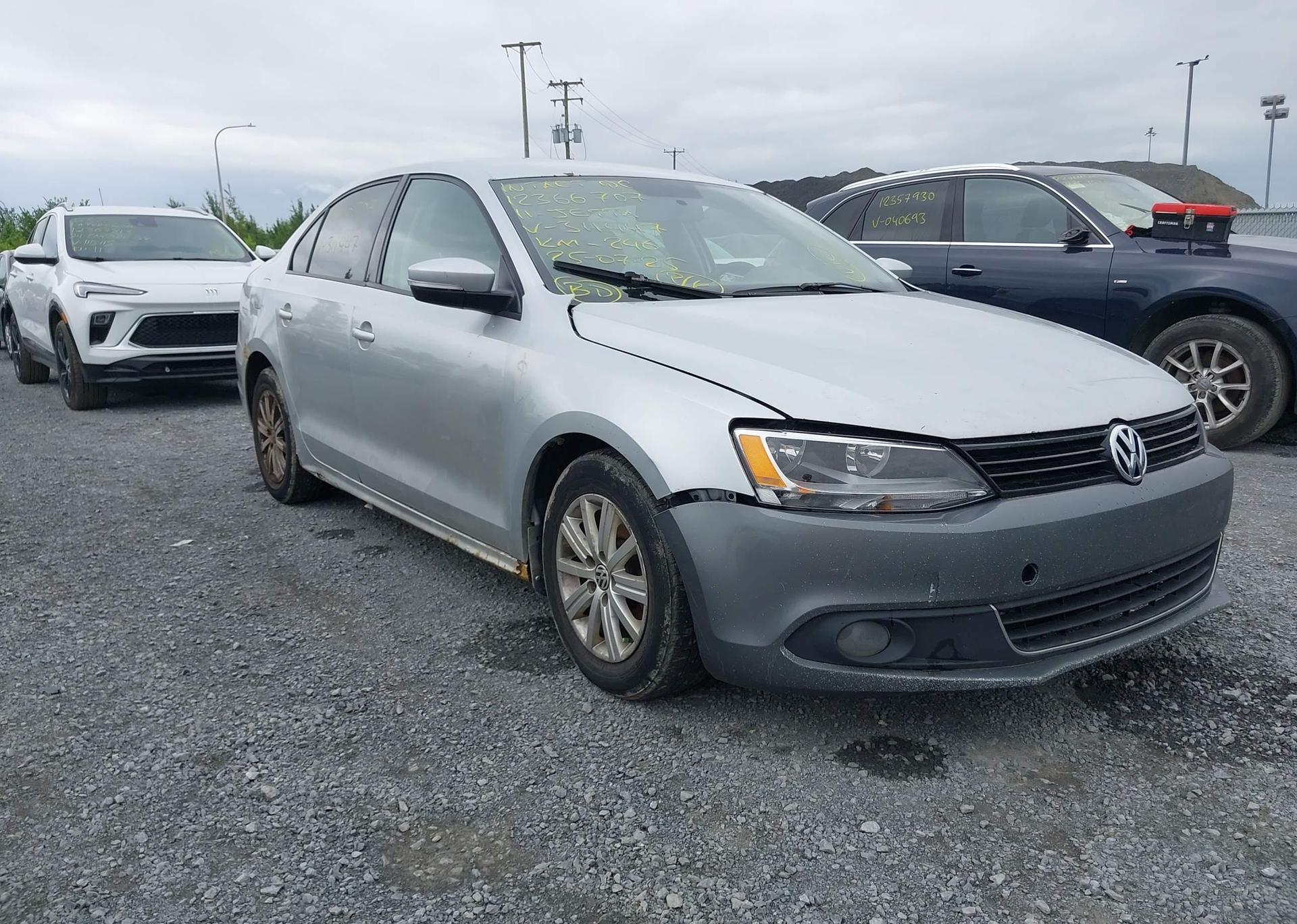 2011 VOLKSWAGEN JETTA