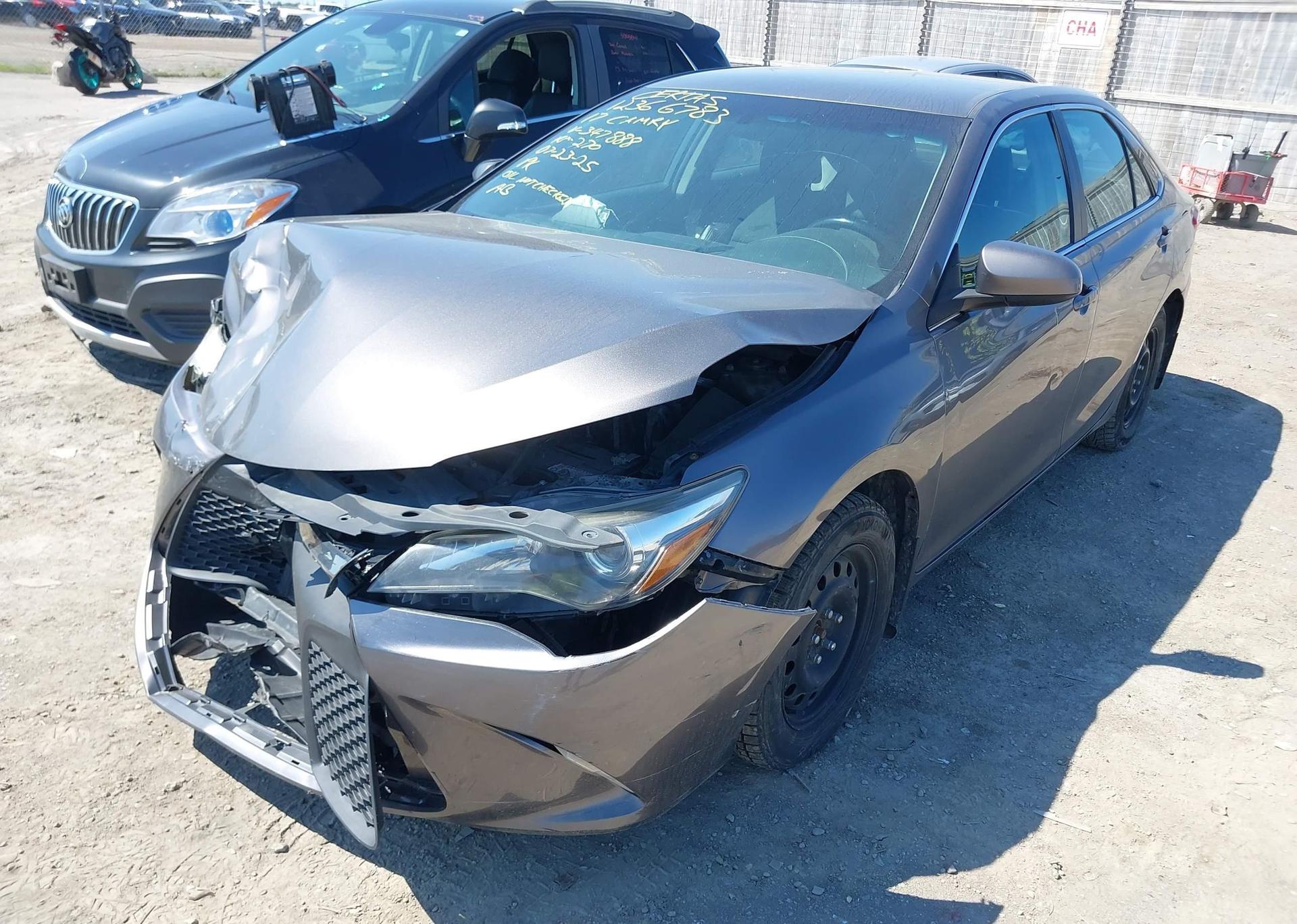2017 TOYOTA CAMRY LE