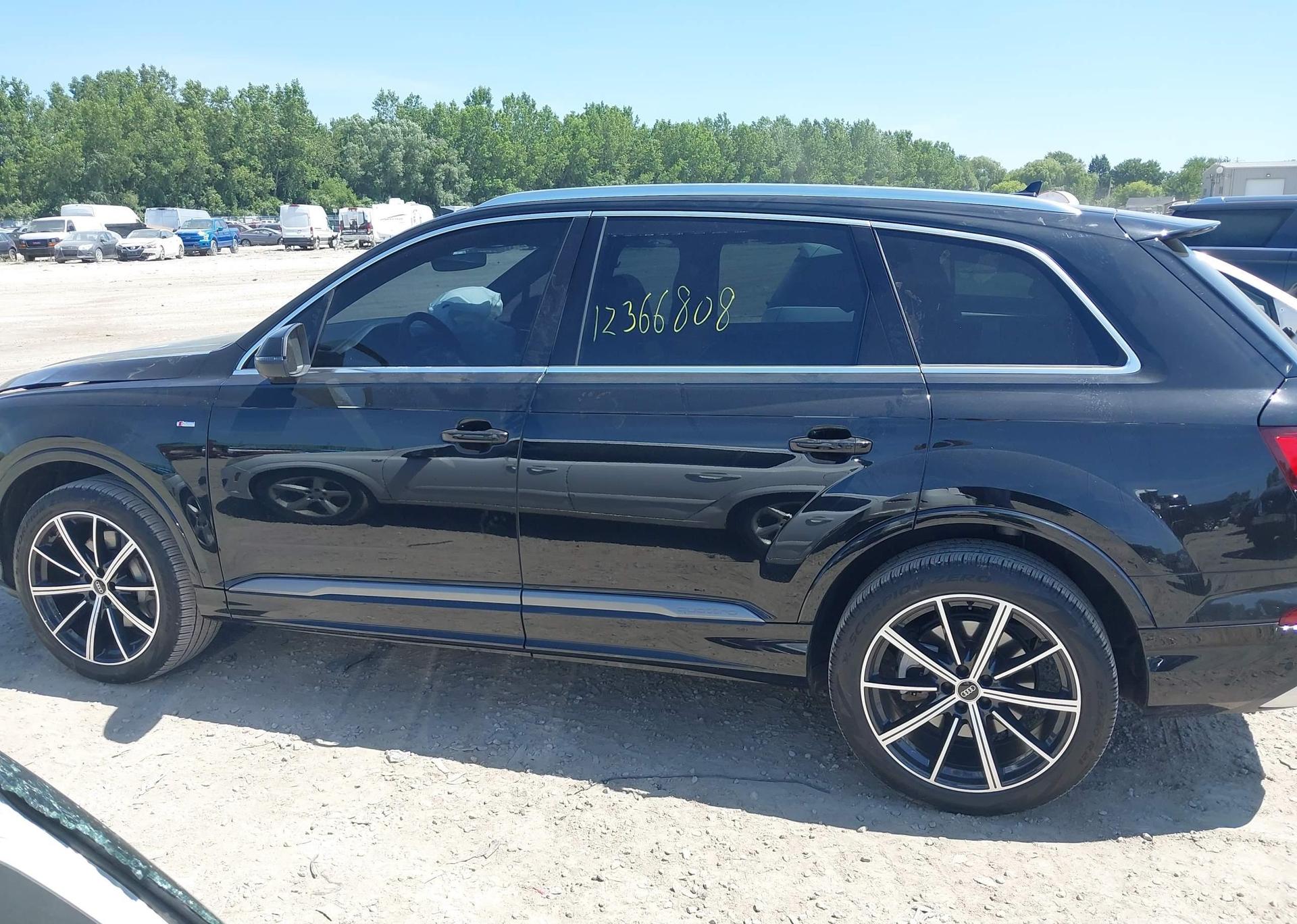 2023 AUDI Q7 55 PROGRESSIV