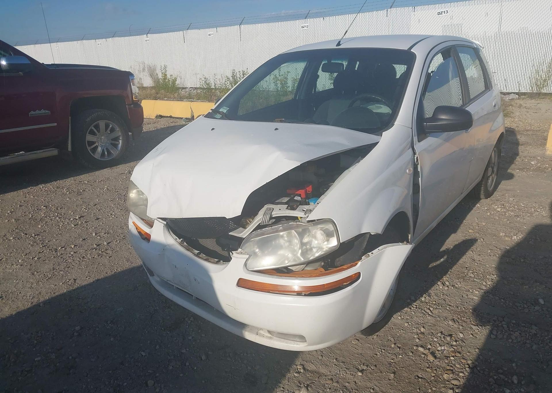 2006 PONTIAC WAVE LT