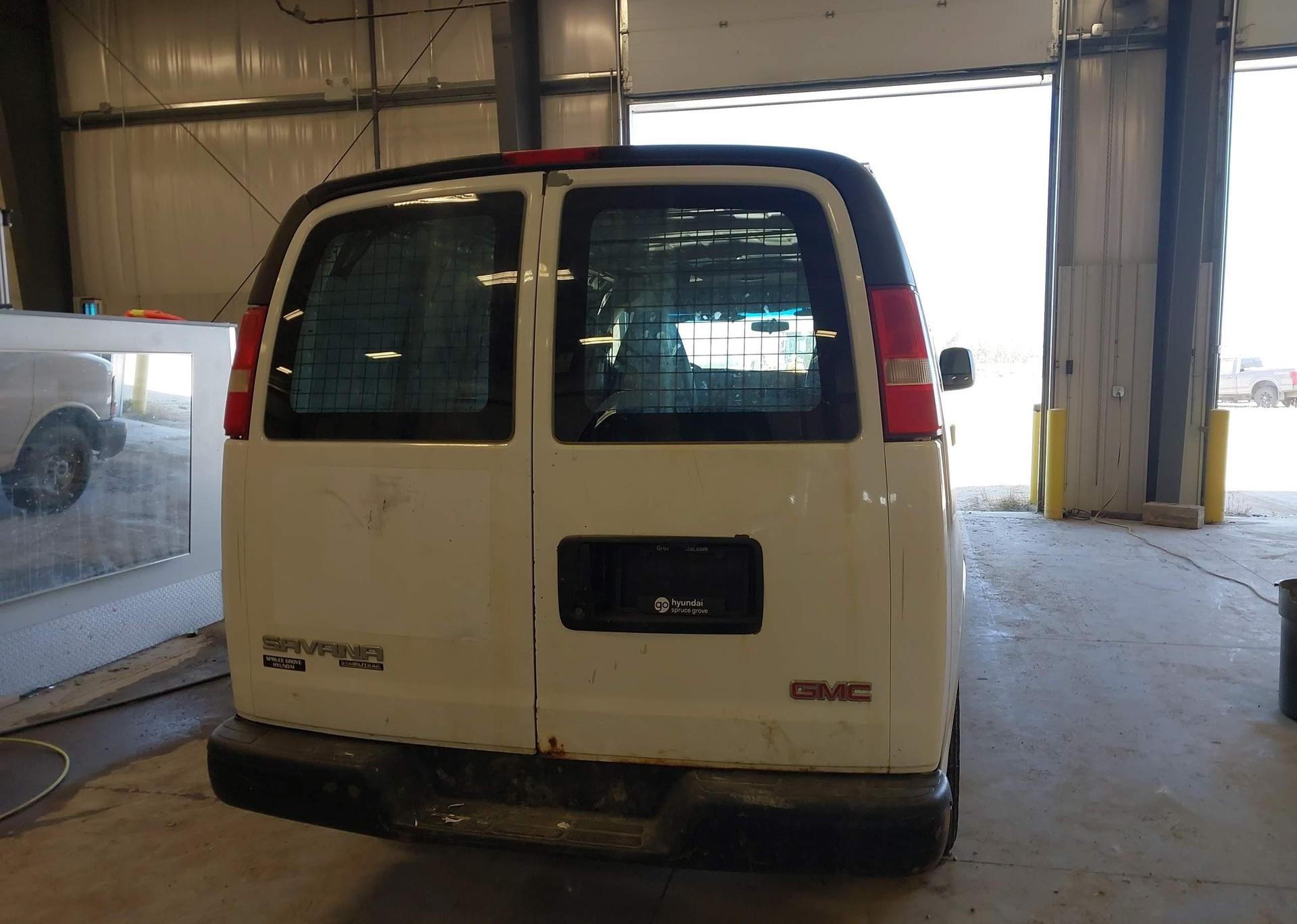 2012 GMC SAVANA 2500 STANDARD